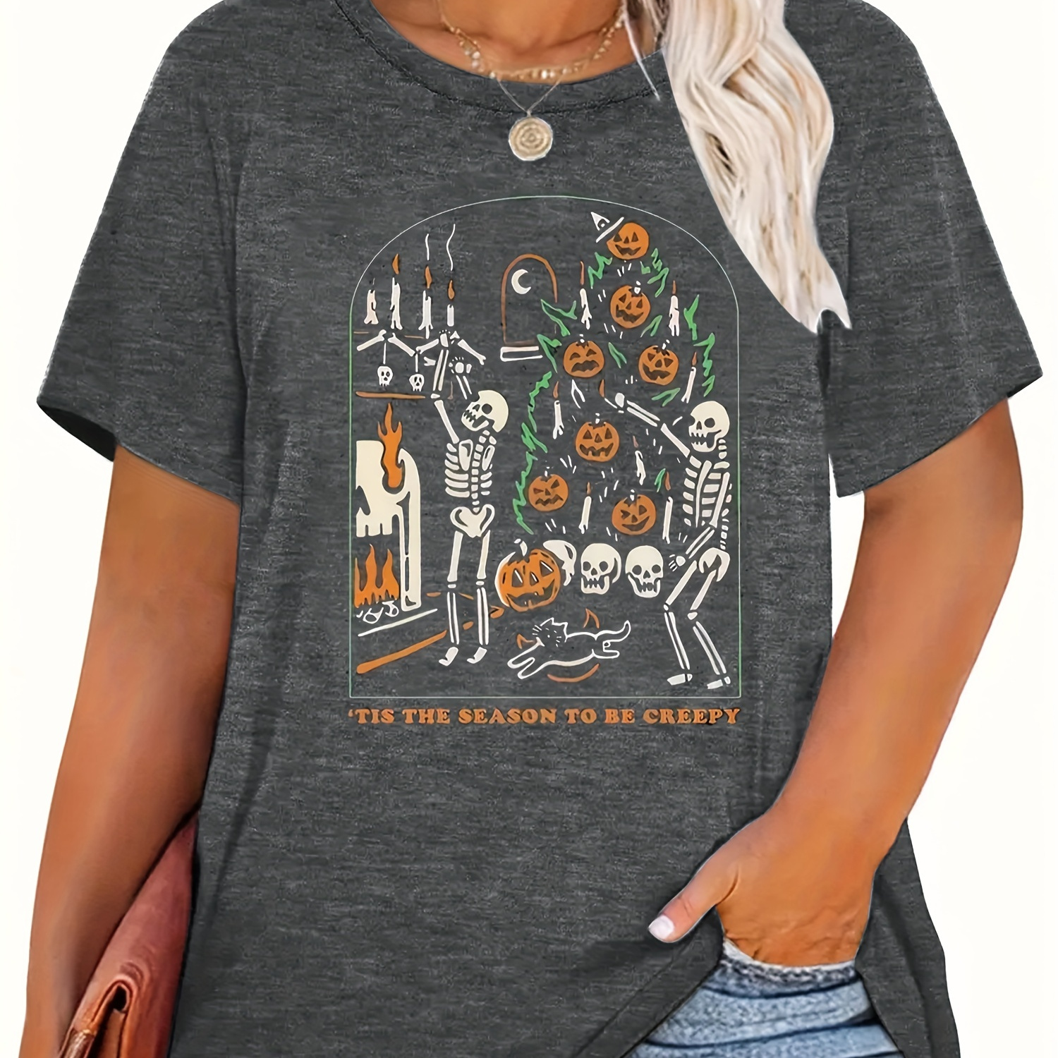 Skull & Pumpkin Print Plus Size T-shirt, Casual Short Sleeve Crew Neck Top For Spring & Summer, Women's Plus Size Clothing
Skull & Pumpkin Print Plus Size T-shirt, Casual Short Sleeve Crew Neck Top For Spring & Summer, Women's Plus Size Clothing
