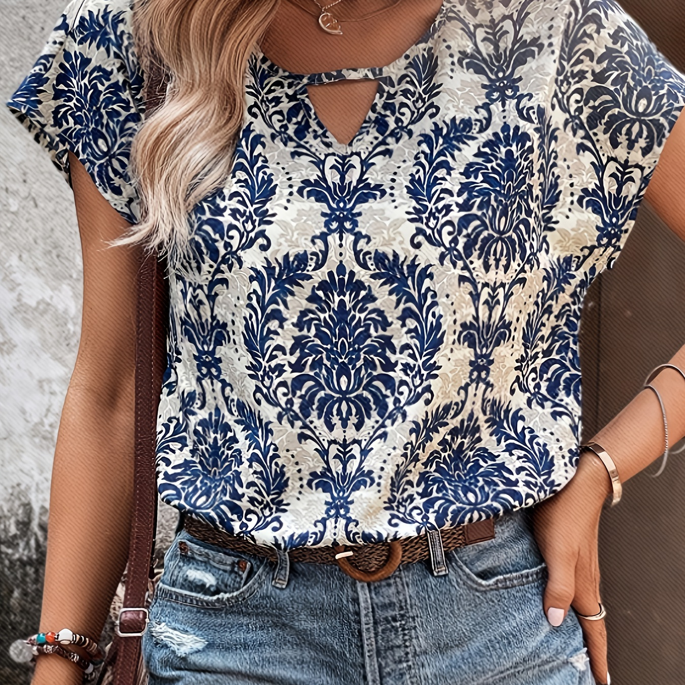 Ethnic Print Cut Out Blouse, Vintage Batwing Sleeve Blouse For Spring & Summer, Women's Clothing
Ethnic Print Cut Out Blouse, Vintage Batwing Sleeve Blouse For Spring & Summer, Women's Clothing