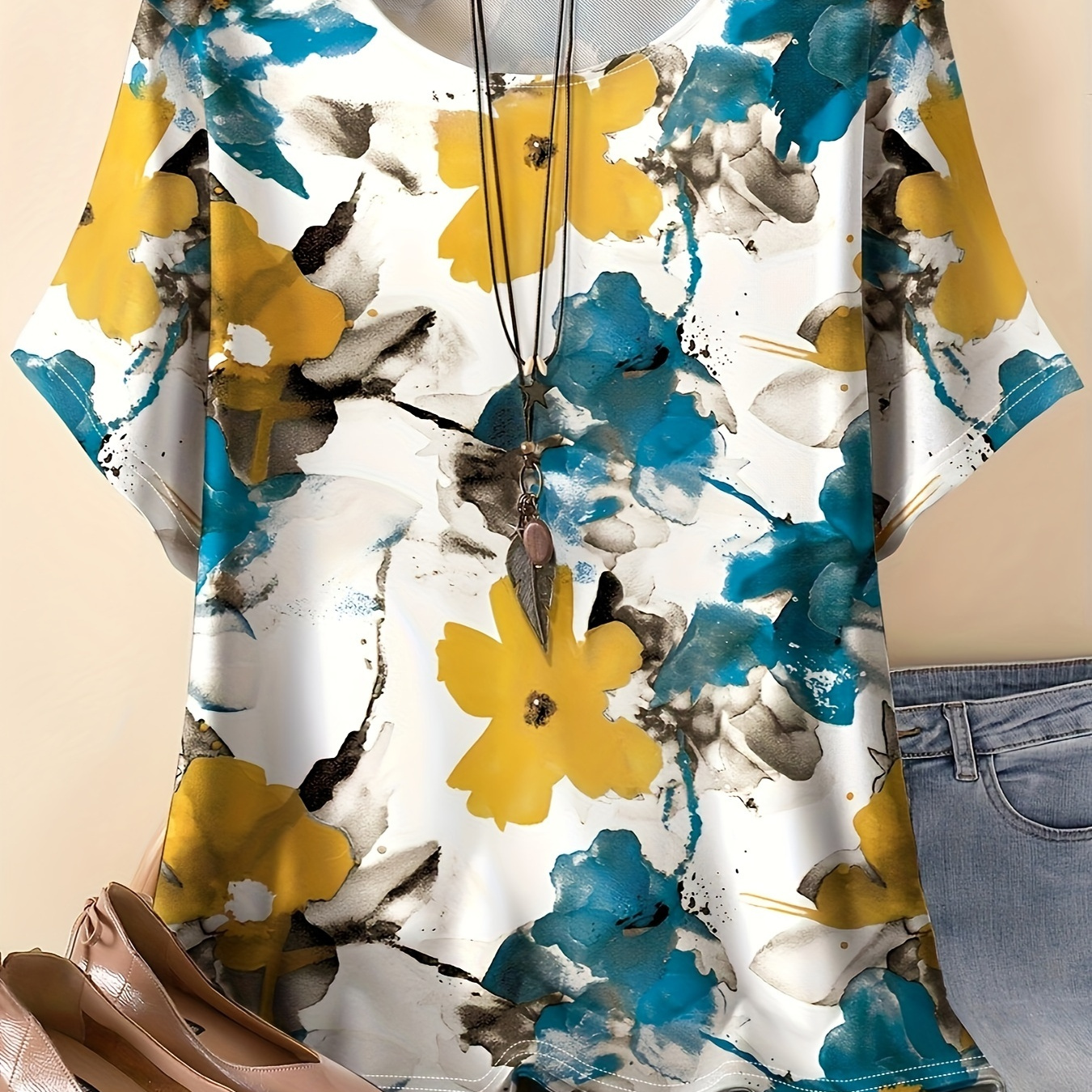 Plus Size Floral Print T-shirt, Casual Short Sleeve Top For Spring & Summer, Women's Plus Size Clothing
Plus Size Floral Print T-shirt, Casual Short Sleeve Top For Spring & Summer, Women's Plus Size Clothing