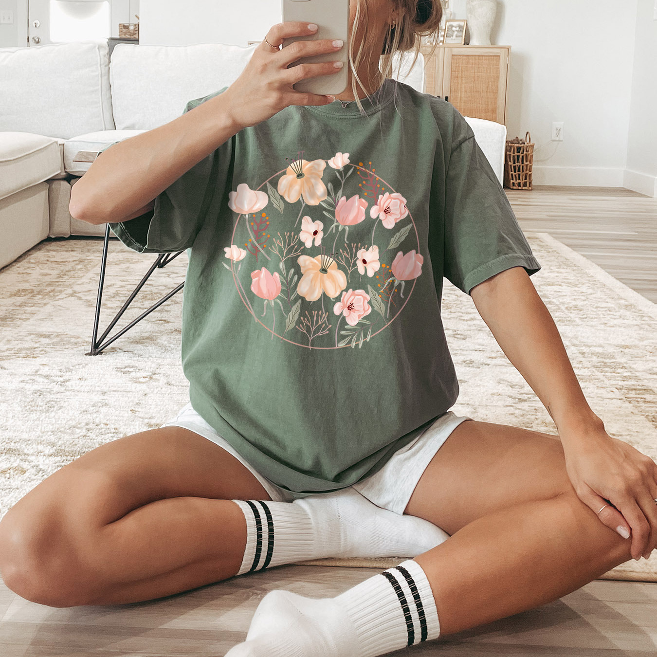 Floral Print Crew Neck T-shirt, Casual Short Sleeve Top For Spring & Summer, Women's Clothing
Floral Print Crew Neck T-shirt, Casual Short Sleeve Top For Spring & Summer, Women's Clothing