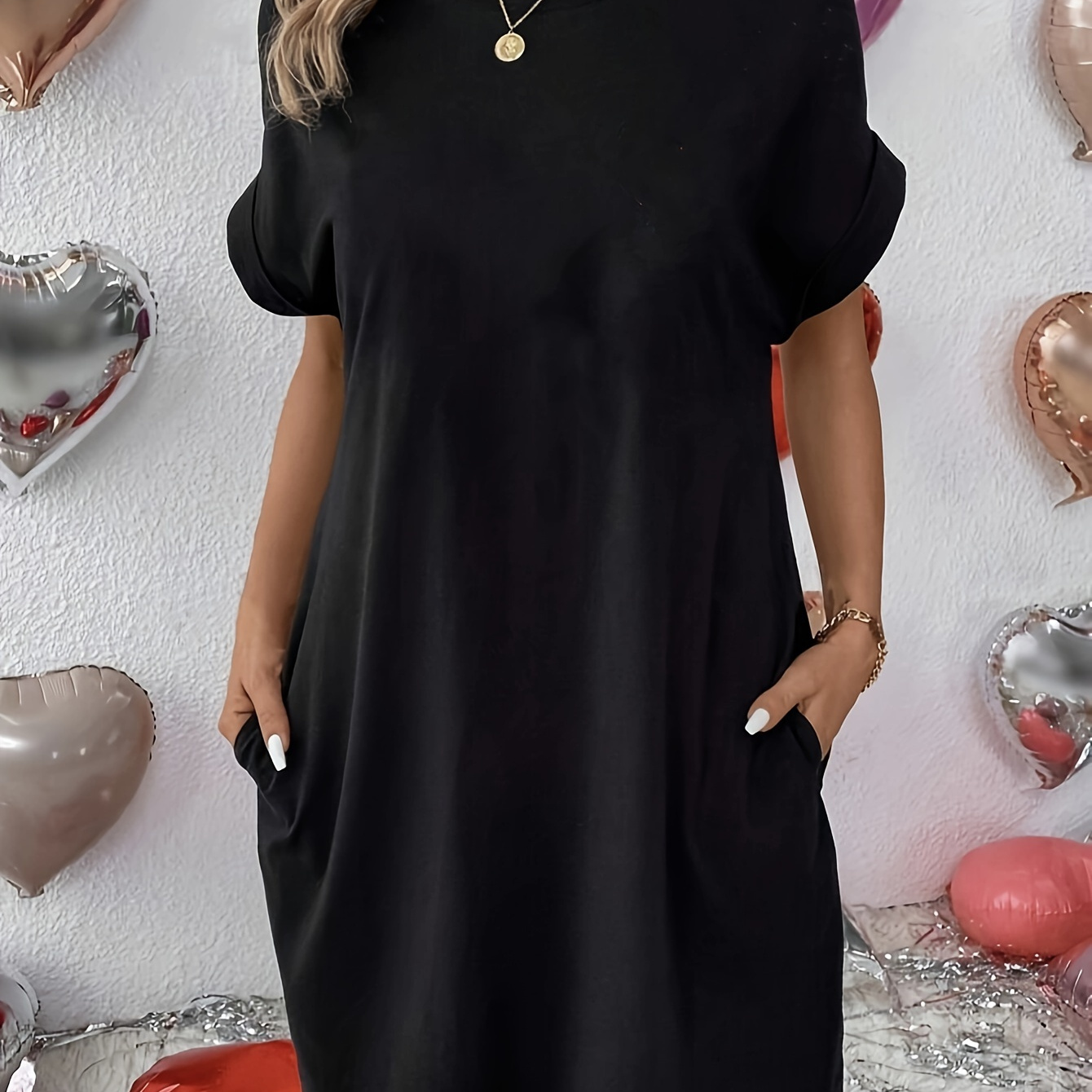 Plus Size Solid Simple Loose Dress, Vacation Short Sleeve Dress For Spring & Summer, Women's Plus Size Clothing
Plus Size Solid Simple Loose Dress, Vacation Short Sleeve Dress For Spring & Summer, Women's Plus Size Clothing