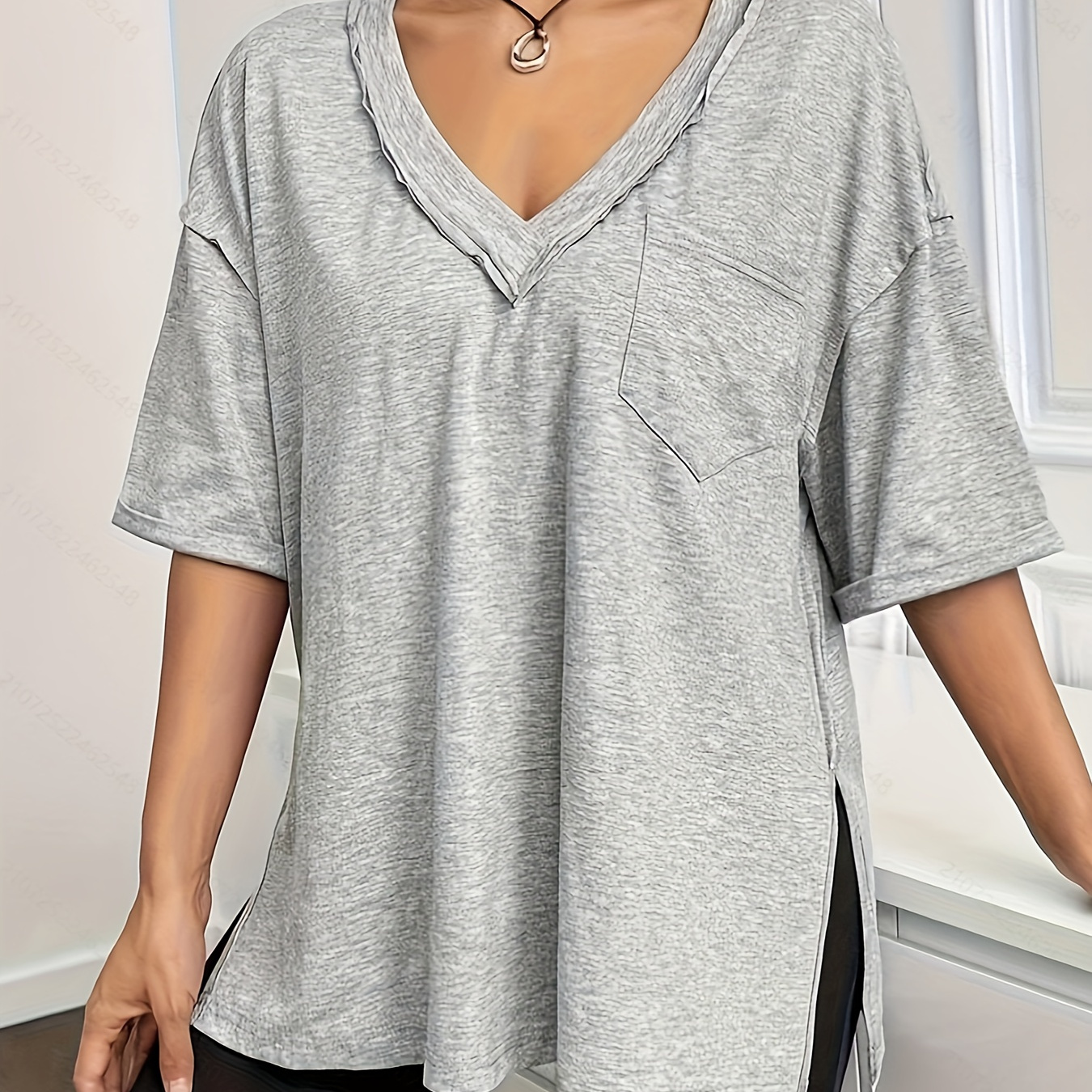 T-shirt à encolure en V unie avec fente, T-shirt décontracté à épaules basses pour le printemps et l'été, Vêtements pour femmes
T-shirt à encolure en V unie avec fente, T-shirt décontracté à épaules basses pour le printemps et l'été, Vêtements pour femmes