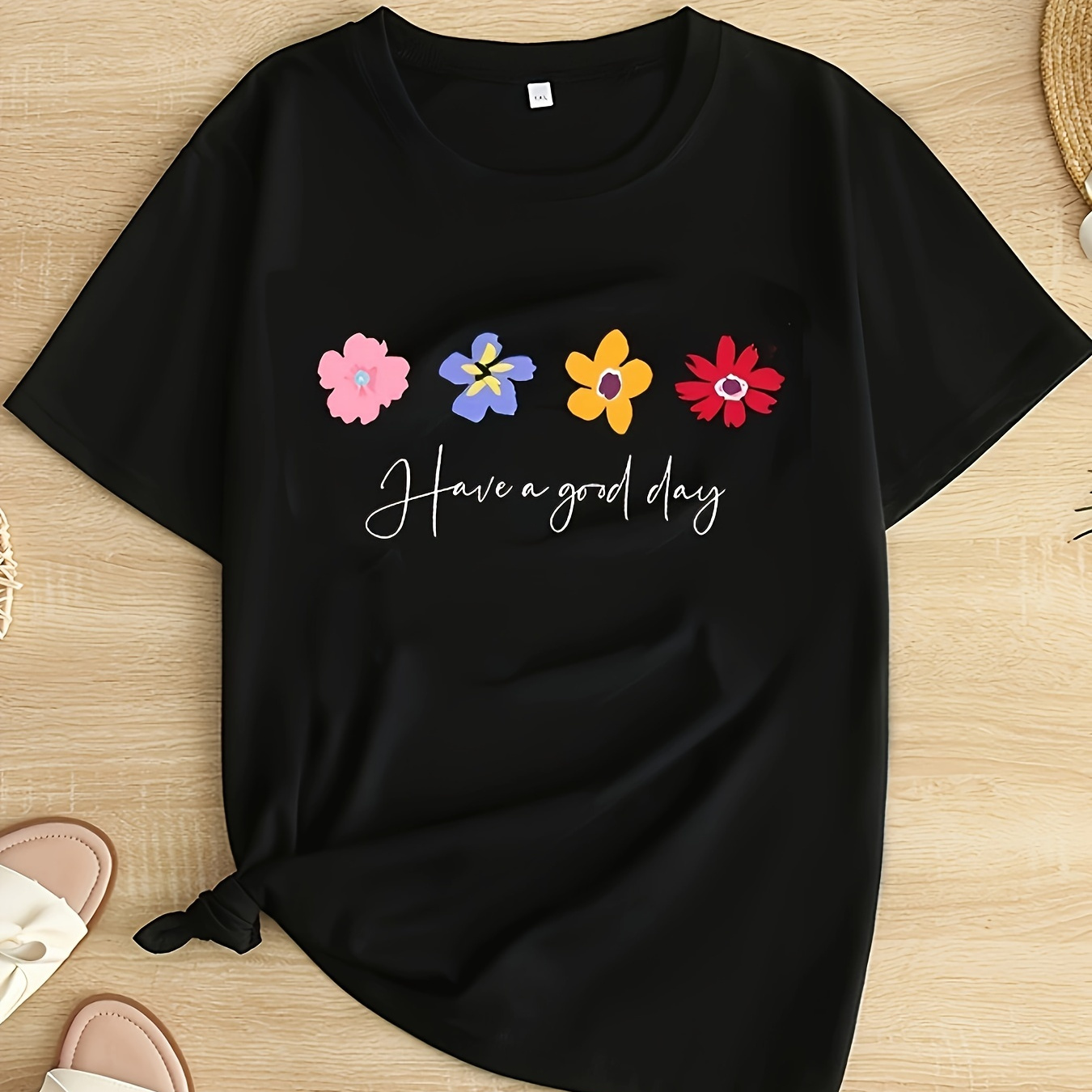 Plus Size Floral Print T-shirt, Casual Crew Neck Short Sleeve T-shirt, Women's Plus Size clothing
Plus Size Floral Print T-shirt, Casual Crew Neck Short Sleeve T-shirt, Women's Plus Size clothing