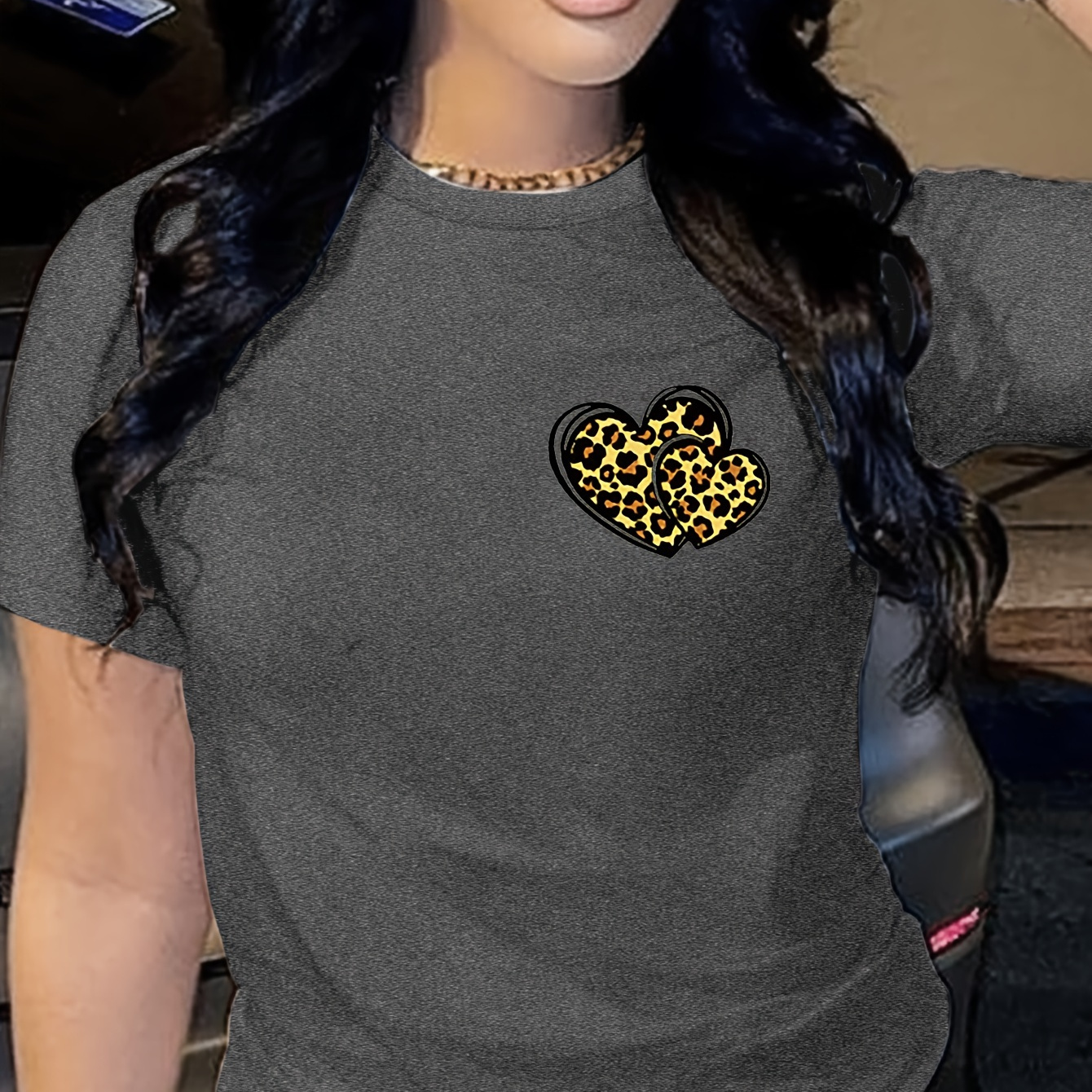 Leopard Heart Print T-shirt, Short Sleeve Crew Neck Casual Top For Summer & Spring, Women's Clothing
Leopard Heart Print T-shirt, Short Sleeve Crew Neck Casual Top For Summer & Spring, Women's Clothing