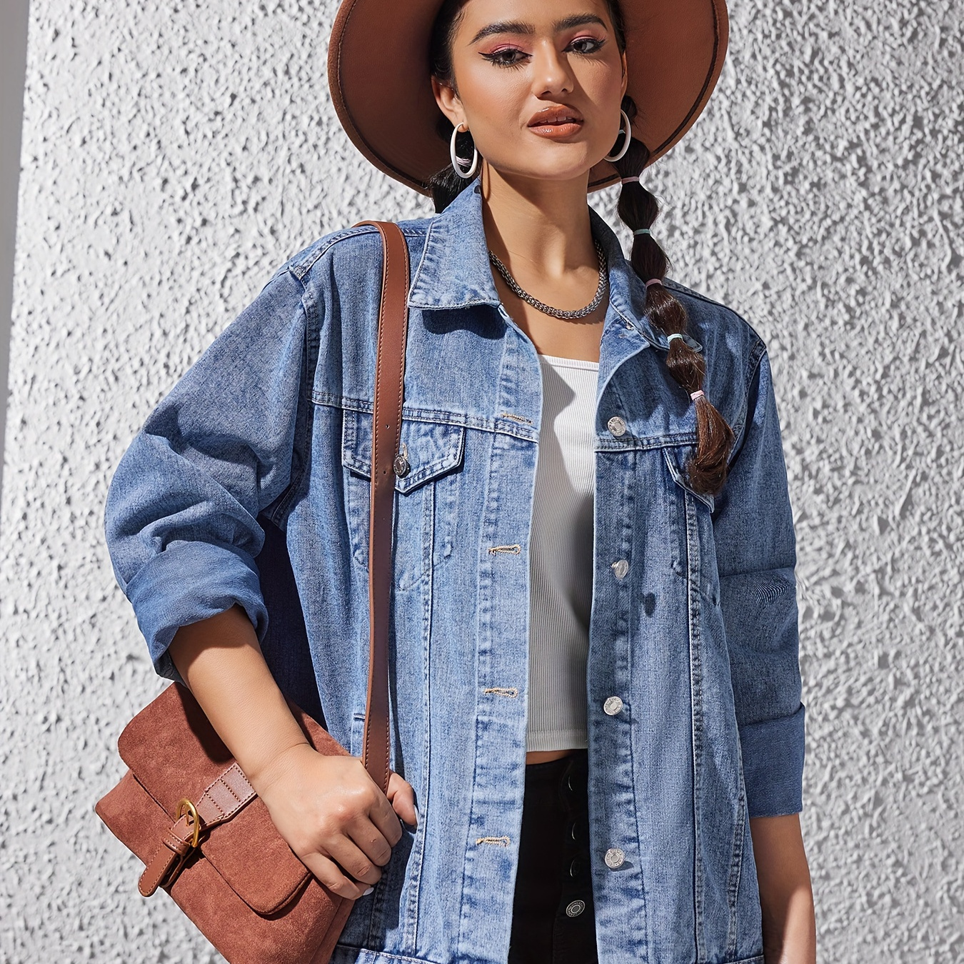 Plus Size Retro Denim Jacket, Women's Plus Long Sleeve Button Up Turn Down Collar Slim Denim Coat With Flap Pockets
Plus Size Retro Denim Jacket, Women's Plus Long Sleeve Button Up Turn Down Collar Slim Denim Coat With Flap Pockets