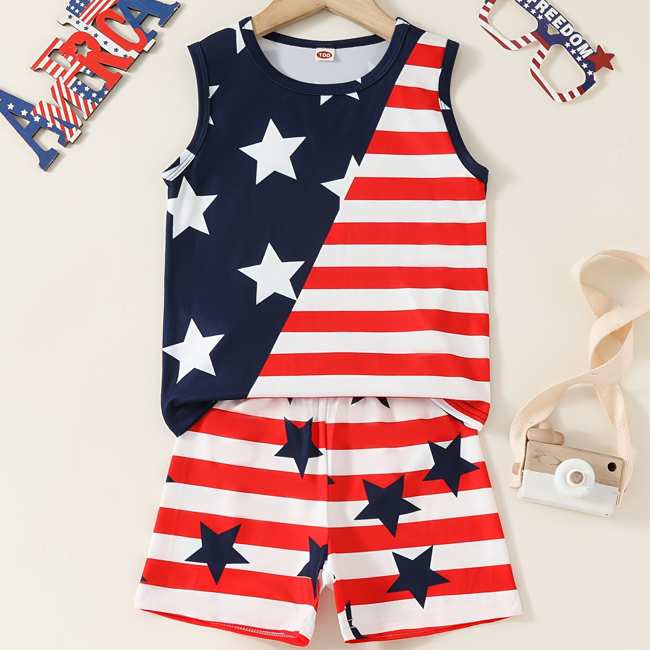 2pcs Boys Casual Independency Day Stars Print Versatile Tank Top & Shorts Set, Cool, Lightweight And Comfy Summer Clothes
2pcs Boys Casual Independency Day Stars Print Versatile Tank Top & Shorts Set, Cool, Lightweight And Comfy Summer Clothes