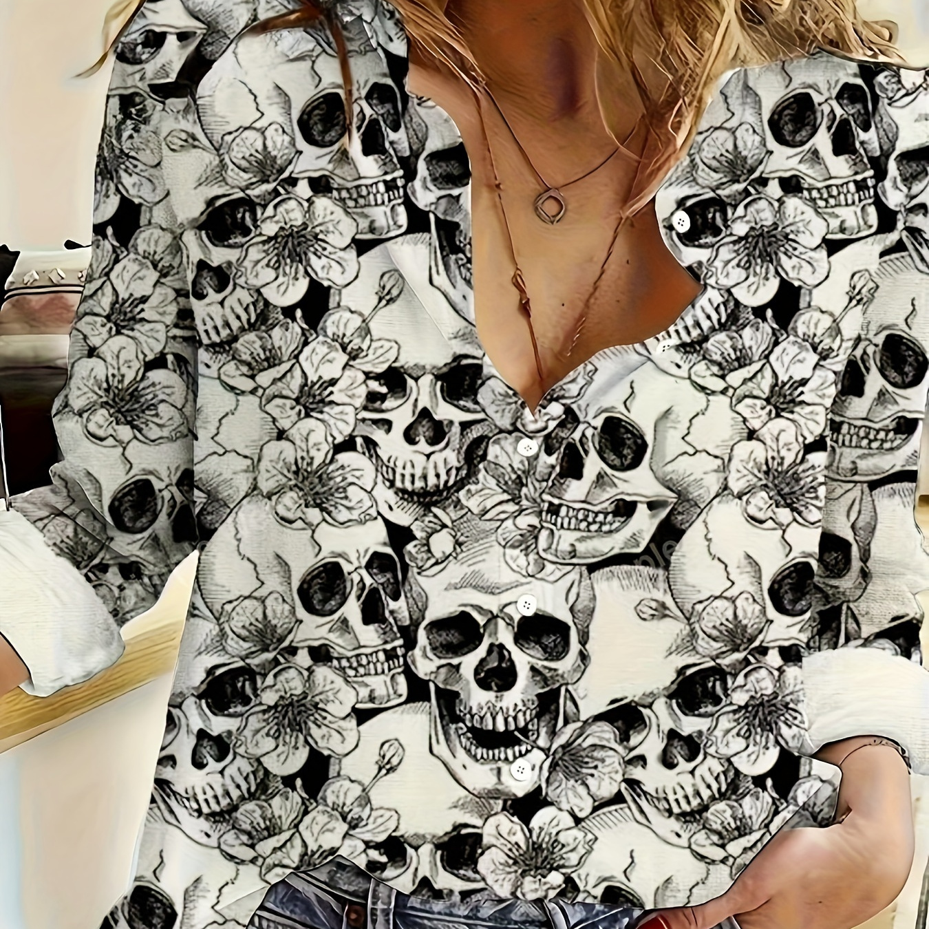 Women's Elegant Skull Print Button-down Shirt, Polyester, V-neck, Pattern, Regular Length, Long Sleeves, Spring/summer/autumn, Adult, Woven Fabric, Fashion Top
Women's Elegant Skull Print Button-down Shirt, Polyester, V-neck, Pattern, Regular Length, Long Sleeves, Spring/summer/autumn, Adult, Woven Fabric, Fashion Top