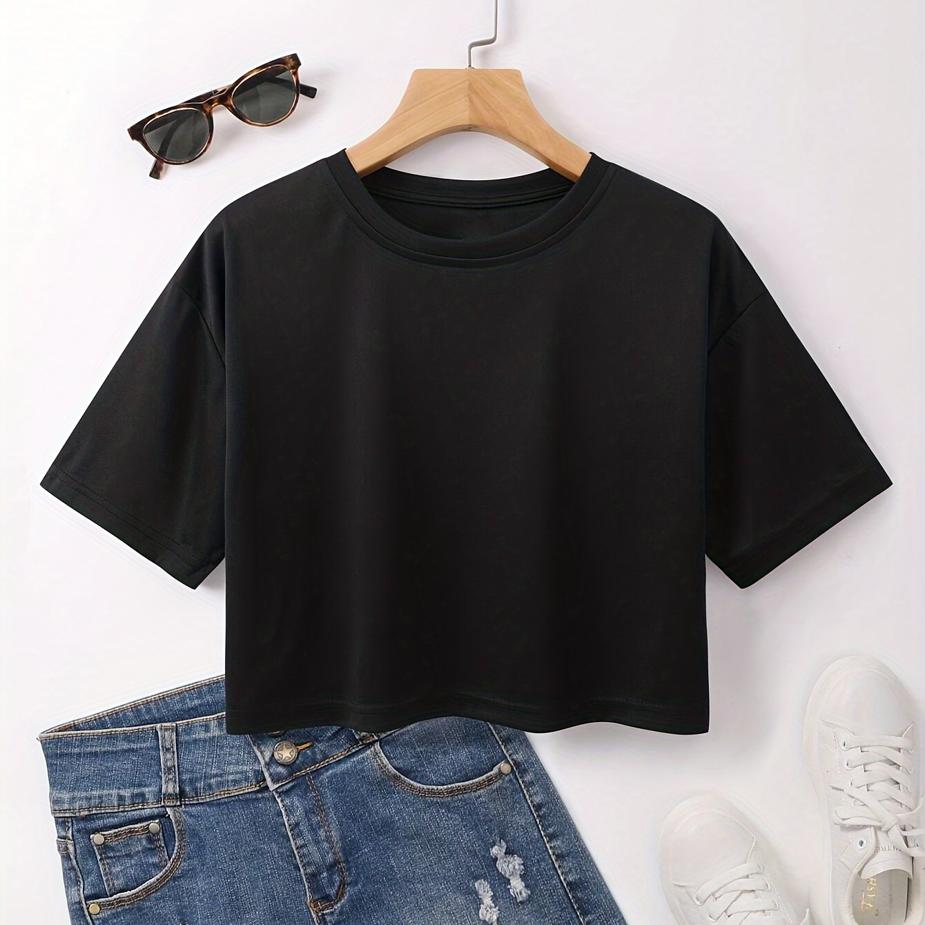 Solid Color Crew Neck Crop T-shirt, Casual Short Sleeve T-shirt For Spring & Summer, Women's Clothing
Solid Color Crew Neck Crop T-shirt, Casual Short Sleeve T-shirt For Spring & Summer, Women's Clothing