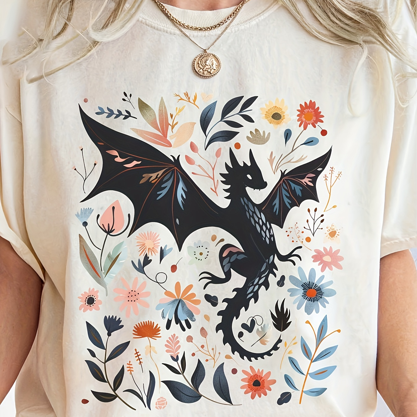 Women's Sweatshirt With Dragon And , Casual Round Neck Short Sleeve Top, Polyester Knit Fabric, Spring/summer Collection
Women's Sweatshirt With Dragon And , Casual Round Neck Short Sleeve Top, Polyester Knit Fabric, Spring/summer Collection