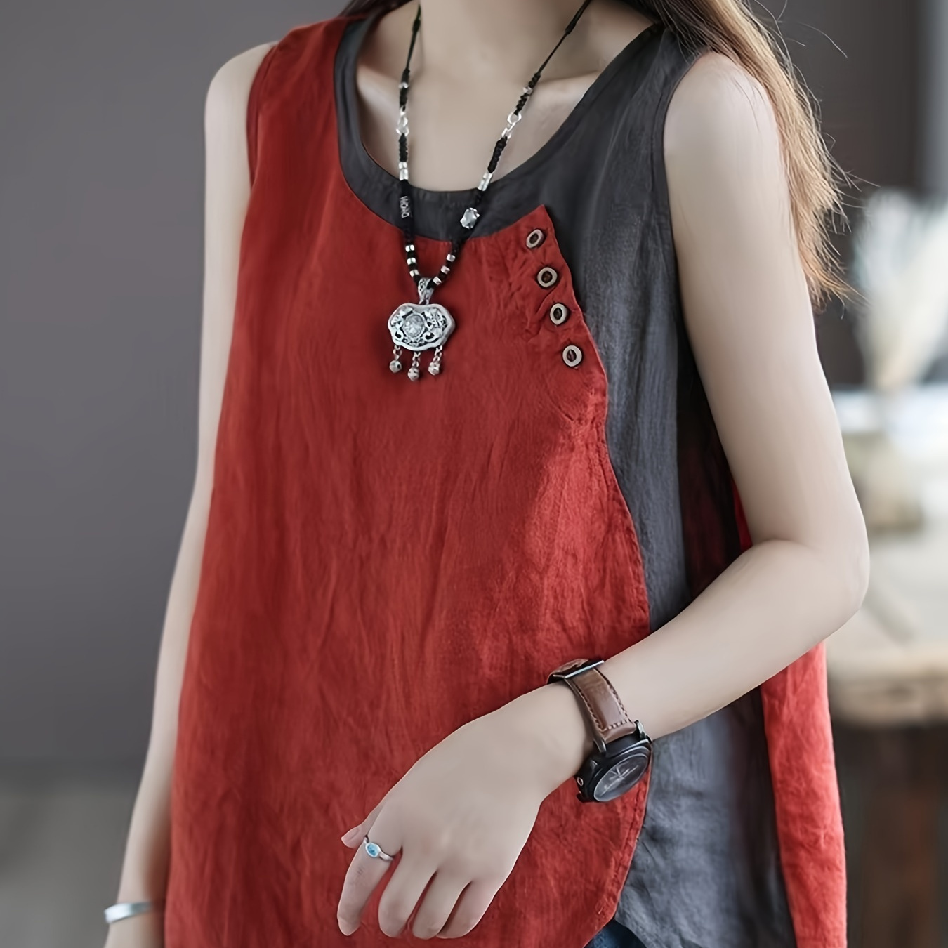 Plus Size Button Decor Tank Top, Casual Crew Neck Sleeveless Tank Top For Summer, Women's Plus Size clothing
Plus Size Button Decor Tank Top, Casual Crew Neck Sleeveless Tank Top For Summer, Women's Plus Size clothing