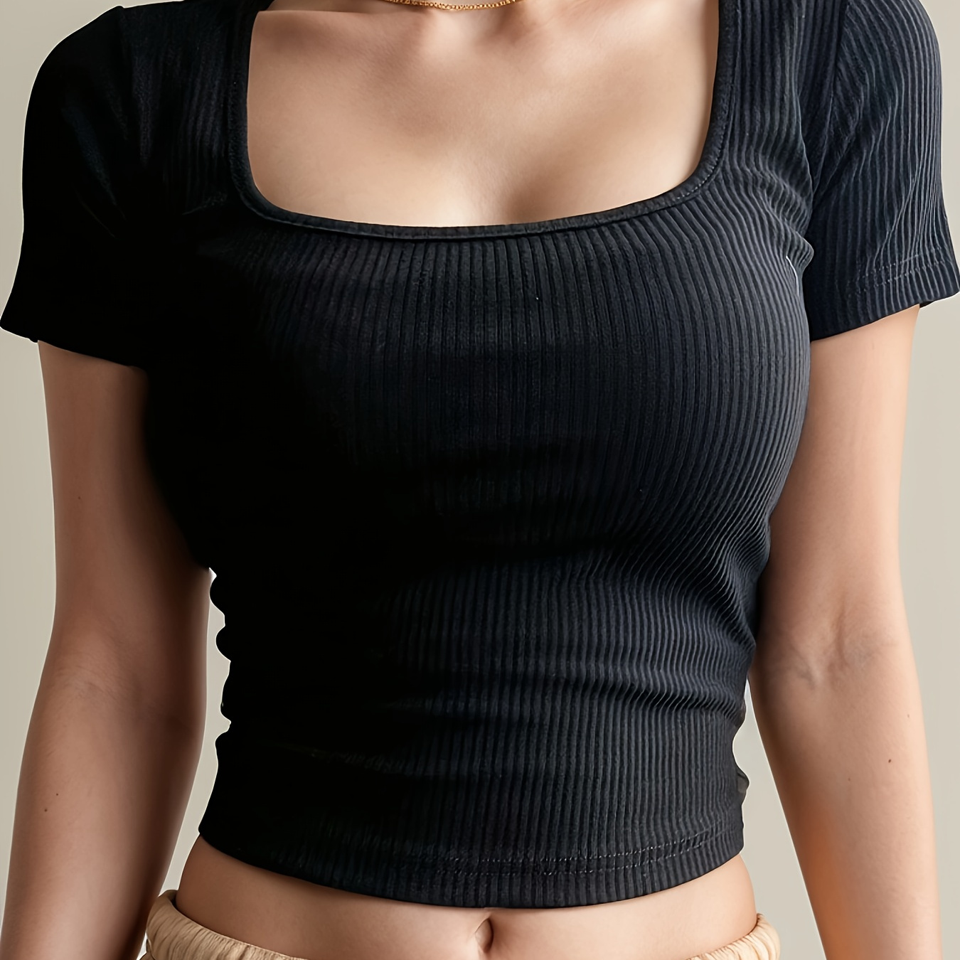 Solid Square Neck Crop T-shirt, Casual Short Sleeve T-shirt For Spring & Summer, Women's Clothing
Solid Square Neck Crop T-shirt, Casual Short Sleeve T-shirt For Spring & Summer, Women's Clothing