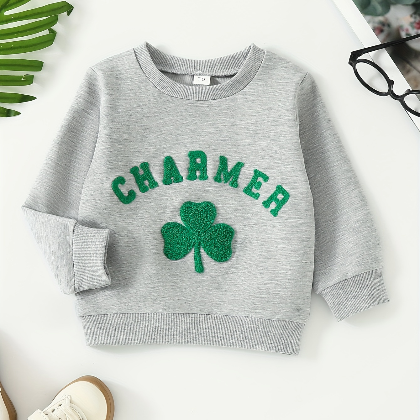 Infant Baby Spring Round Neck Long Sleeve Clover & Letter Embroidery Applique Sweatshirt Pullover Long Sleeve T-shirt
Infant Baby Spring Round Neck Long Sleeve Clover & Letter Embroidery Applique Sweatshirt Pullover Long Sleeve T-shirt