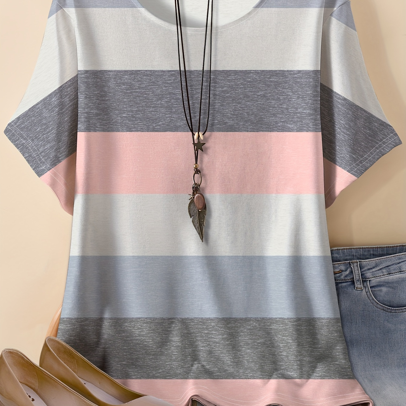 Plus Size Stripe Print T-shirt, Casual Short Sleeve Top For , Women's Plus Size Clothing
Plus Size Stripe Print T-shirt, Casual Short Sleeve Top For , Women's Plus Size Clothing