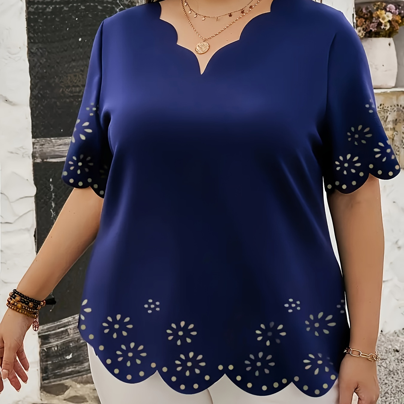 Plus Size Trim Cut Out Blouse, Casual V Neck Short Sleeve Blouse For Spring, Women's Plus Size clothing
Plus Size Trim Cut Out Blouse, Casual V Neck Short Sleeve Blouse For Spring, Women's Plus Size clothing