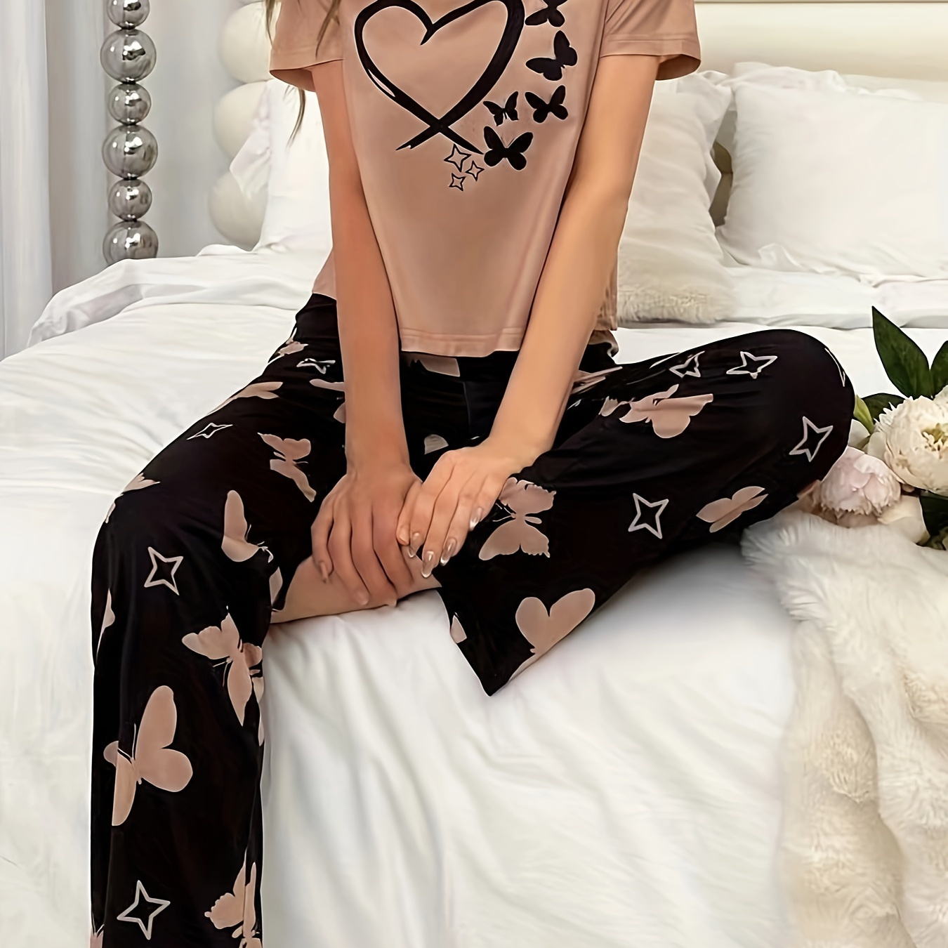 Women's Casual Butterfly Print Pajama Set, Comfortable Loungewear, Sleepwear Top And Pants, Relaxed Fit, Soft Fabric
Women's Casual Butterfly Print Pajama Set, Comfortable Loungewear, Sleepwear Top And Pants, Relaxed Fit, Soft Fabric