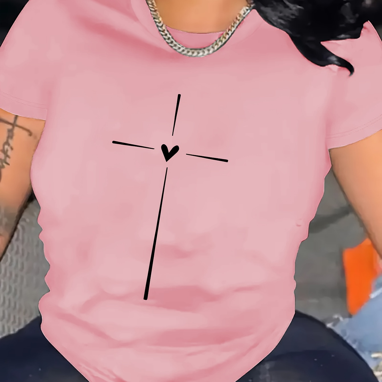 Heart & Cross Graphic Print T-shirt, Short Sleeve Crew Neck Casual Top For Summer & Spring, Women's Clothing
Heart & Cross Graphic Print T-shirt, Short Sleeve Crew Neck Casual Top For Summer & Spring, Women's Clothing