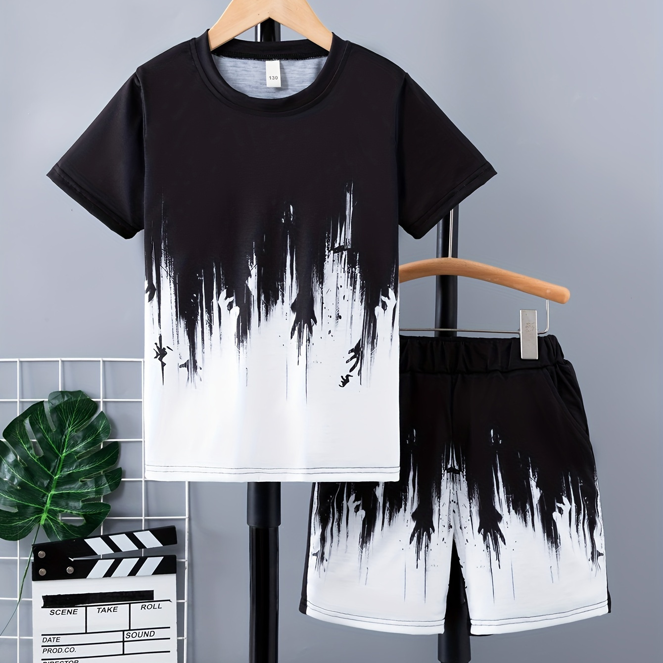 2pcs Boys Casual Splash Ink Print Short Sleeve T-shirt & Shorts Set, Comfy Summer Boys Clothes
2pcs Boys Casual Splash Ink Print Short Sleeve T-shirt & Shorts Set, Comfy Summer Boys Clothes
