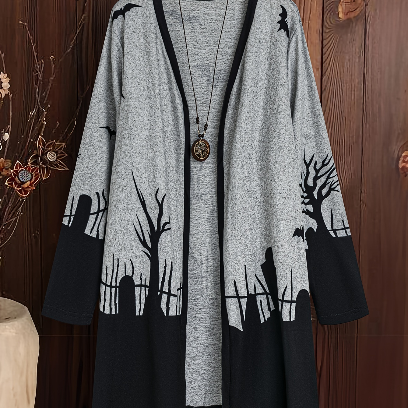 Cardigan en imprimé chauve-souris grande taille pour Halloween - Mélange polyester décontracté avec élasthanne, col cardigan, extensibilité moyenne, collection automne/hiver
Cardigan en imprimé chauve-souris grande taille pour Halloween - Mélange polyester décontracté avec élasthanne, col cardigan, extensibilité moyenne, collection automne/hiver