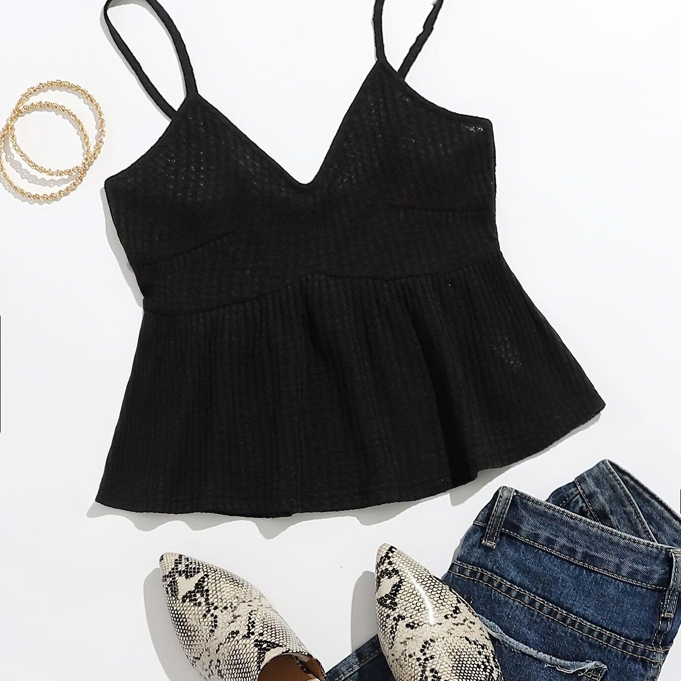 V-neck Solid Color Spaghetti Strap Top, Vacation Style Sleeveless Cami Top For Spring & Summer, Women's Clothing
V-neck Solid Color Spaghetti Strap Top, Vacation Style Sleeveless Cami Top For Spring & Summer, Women's Clothing