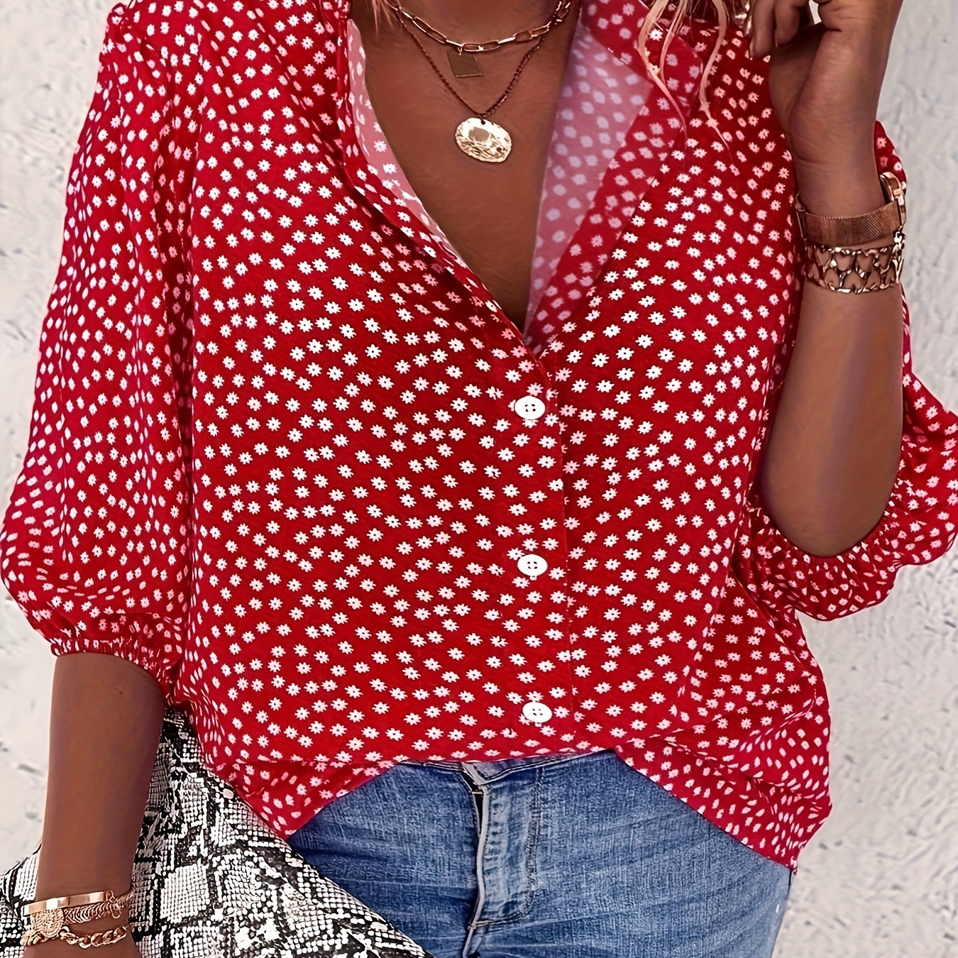 Plus Size Floral Print Blouse, Casual Lantern Sleeve Buttons Blouse For Summer, Women's Plus Size clothing
Plus Size Floral Print Blouse, Casual Lantern Sleeve Buttons Blouse For Summer, Women's Plus Size clothing