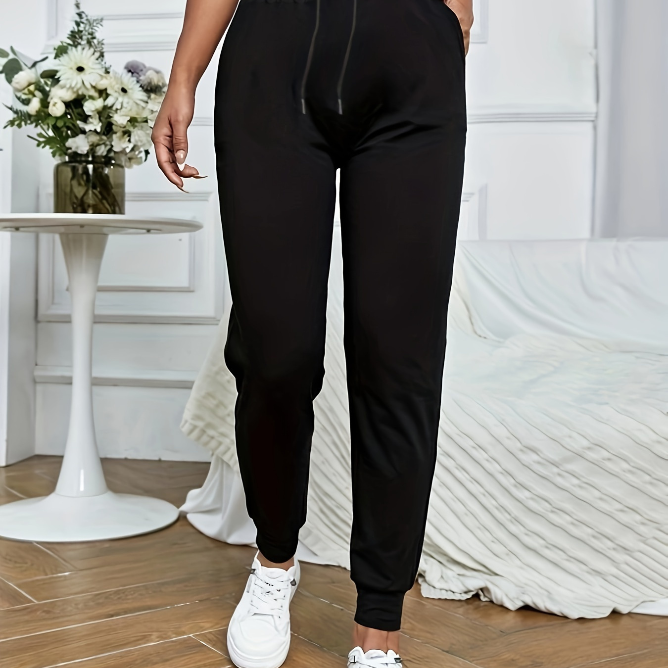 Solid Color Jogger Sweatpants, Casual Elastic Waist Slim Drawstring Pants For Spring & Fall, Women's Clothing
Solid Color Jogger Sweatpants, Casual Elastic Waist Slim Drawstring Pants For Spring & Fall, Women's Clothing