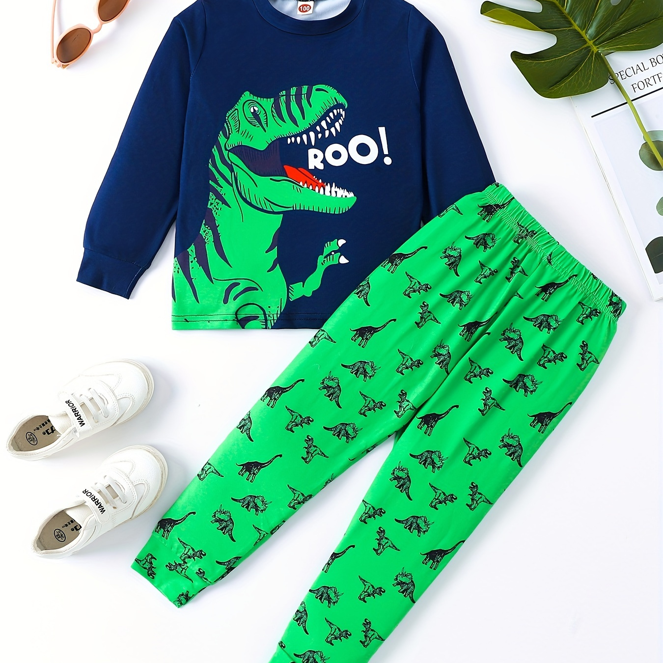 Boy's Dinosaur Pattern Outfit 2pcs, Sweatshirt & Sweatpants Set, Color Clash Kid's Clothes For Spring Fall
Boy's Dinosaur Pattern Outfit 2pcs, Sweatshirt & Sweatpants Set, Color Clash Kid's Clothes For Spring Fall