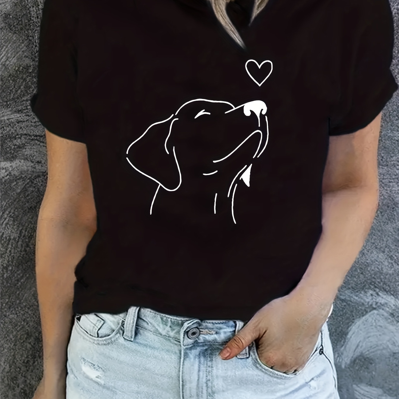 Dog Print Round Neck Sports T-shirt, Short Sleeve Running Casual Tops, Women's Activewear
Dog Print Round Neck Sports T-shirt, Short Sleeve Running Casual Tops, Women's Activewear