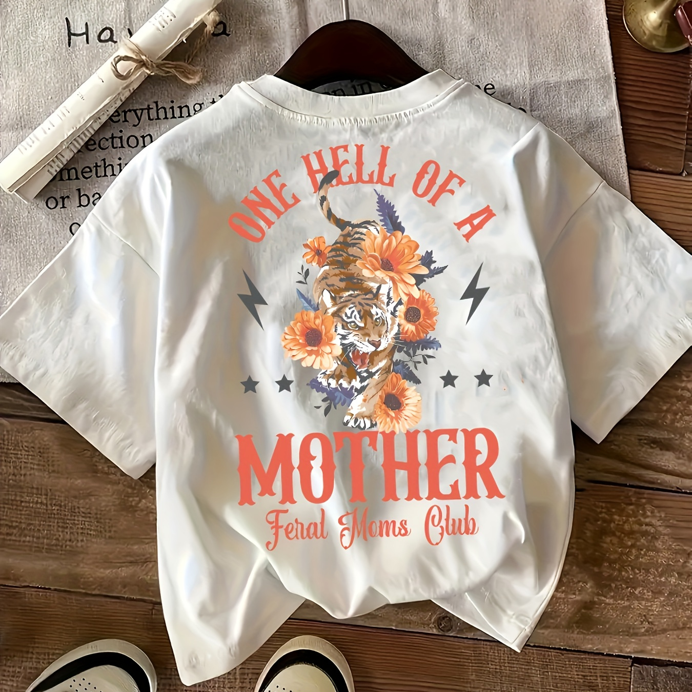 Women's Casual Round Neck T-shirt With Letter And Tiger Print, Comfortable Polyester , Machine Washable
Women's Casual Round Neck T-shirt With Letter And Tiger Print, Comfortable Polyester , Machine Washable