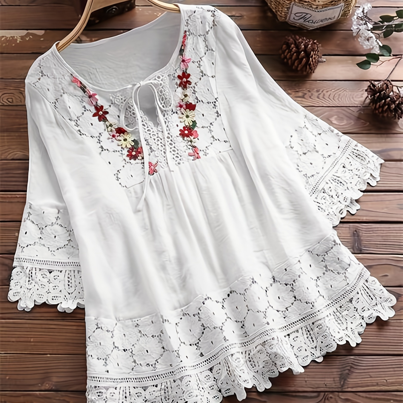 

Plus Size Elegant Blouse, Women's Plus Floral Appliques Contrast Guipure Lace Short Sleeve Tie Neck Top