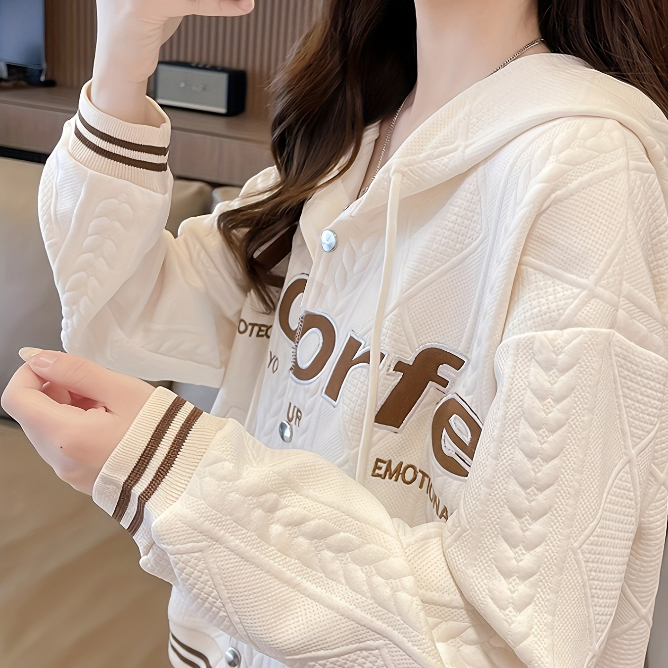 Women's Casual Embroidered Textured Hoodie With Metal Buttons - , Polyester, Machine Washable, Spring/summer Fashion
Women's Casual Embroidered Textured Hoodie With Metal Buttons - , Polyester, Machine Washable, Spring/summer Fashion