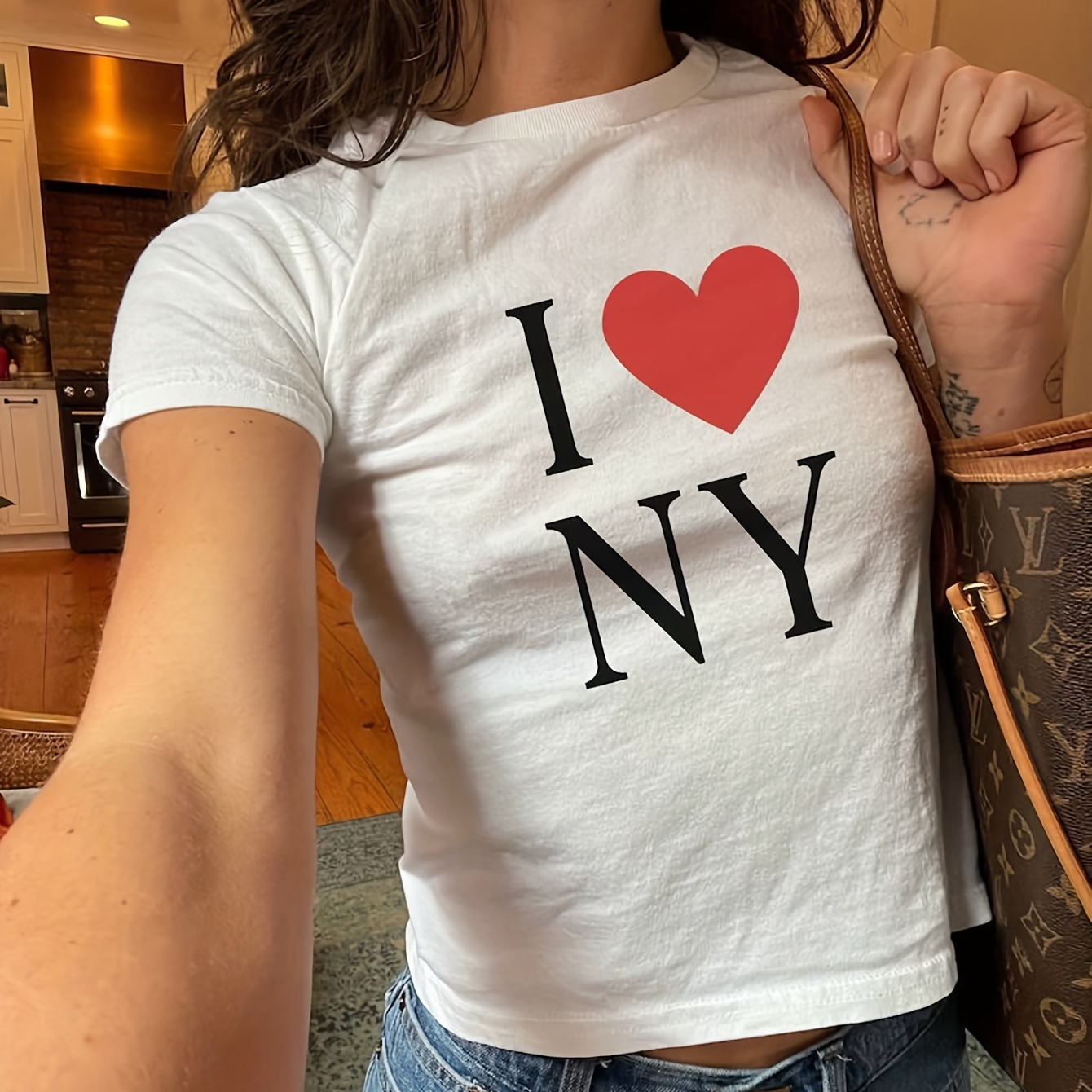 Letter Print T-shirt, Short Sleeve Crew Neck Casual Top For Summer & Spring, Women's Clothing
Letter Print T-shirt, Short Sleeve Crew Neck Casual Top For Summer & Spring, Women's Clothing