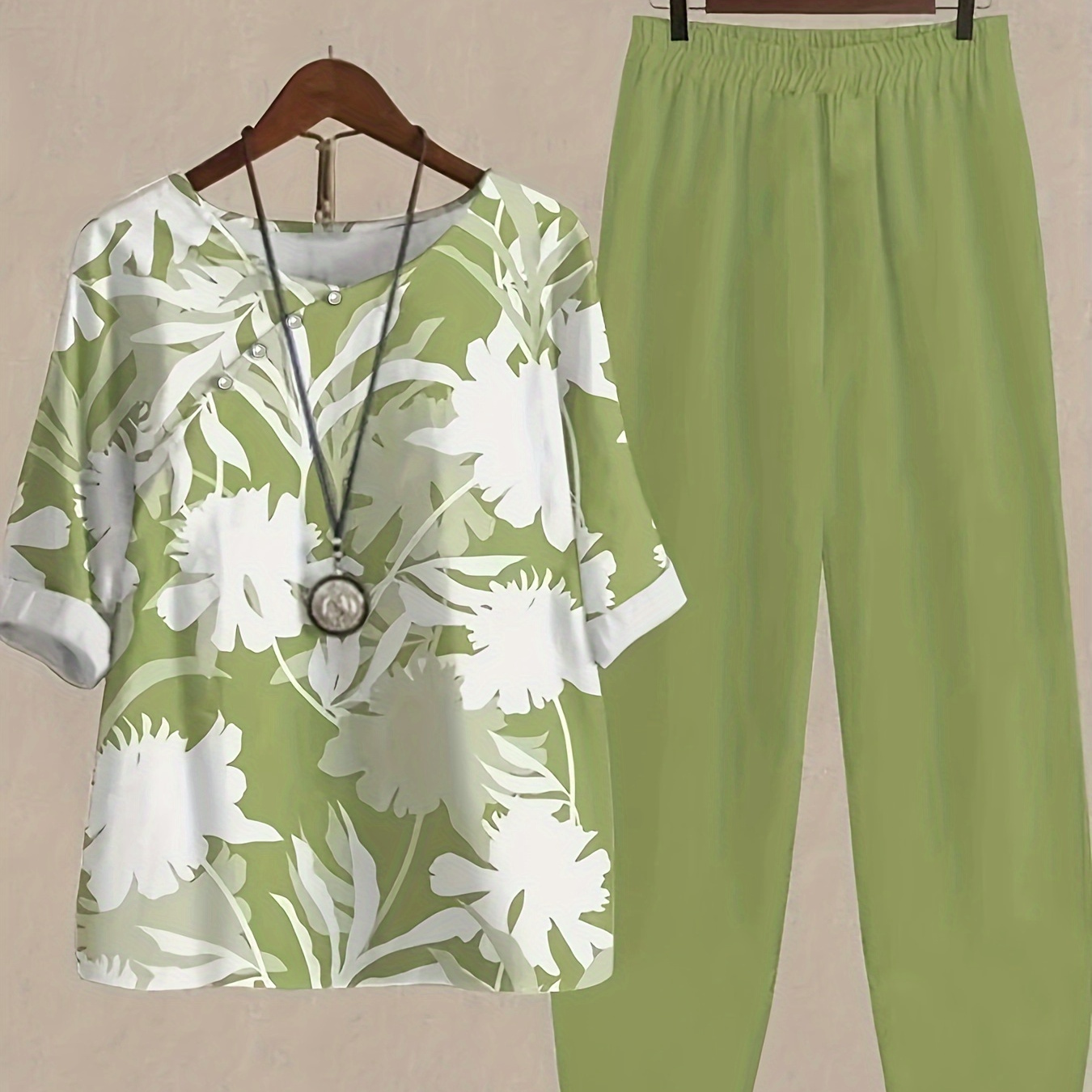 Casual Spring & Summer Pants Set, Plant Print Crew Neck Top & Solid Color Elastic Waist Pants Outfits, Women's Clothing
Casual Spring & Summer Pants Set, Plant Print Crew Neck Top & Solid Color Elastic Waist Pants Outfits, Women's Clothing