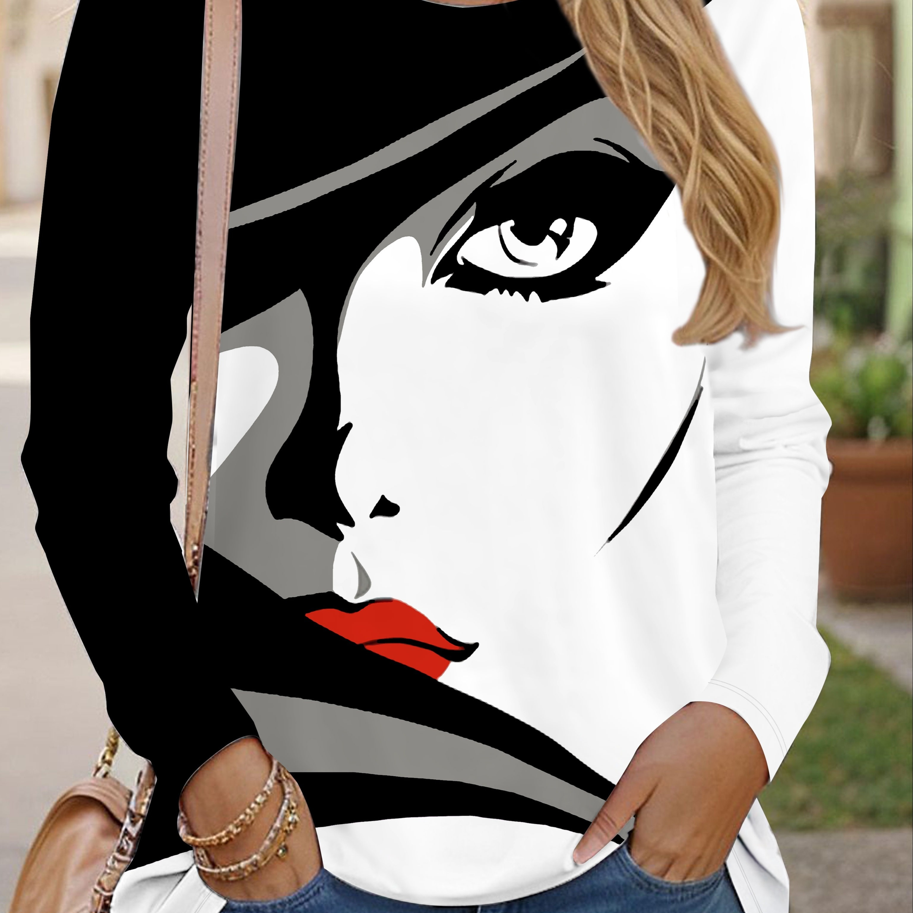 Chic Black & White Abstract Face Print Long Sleeve T-shirt - Casual Crew Neck, Stretchy Polyester , Machine Washable - Women'
Chic Black & White Abstract Face Print Long Sleeve T-shirt - Casual Crew Neck, Stretchy Polyester , Machine Washable - Women'