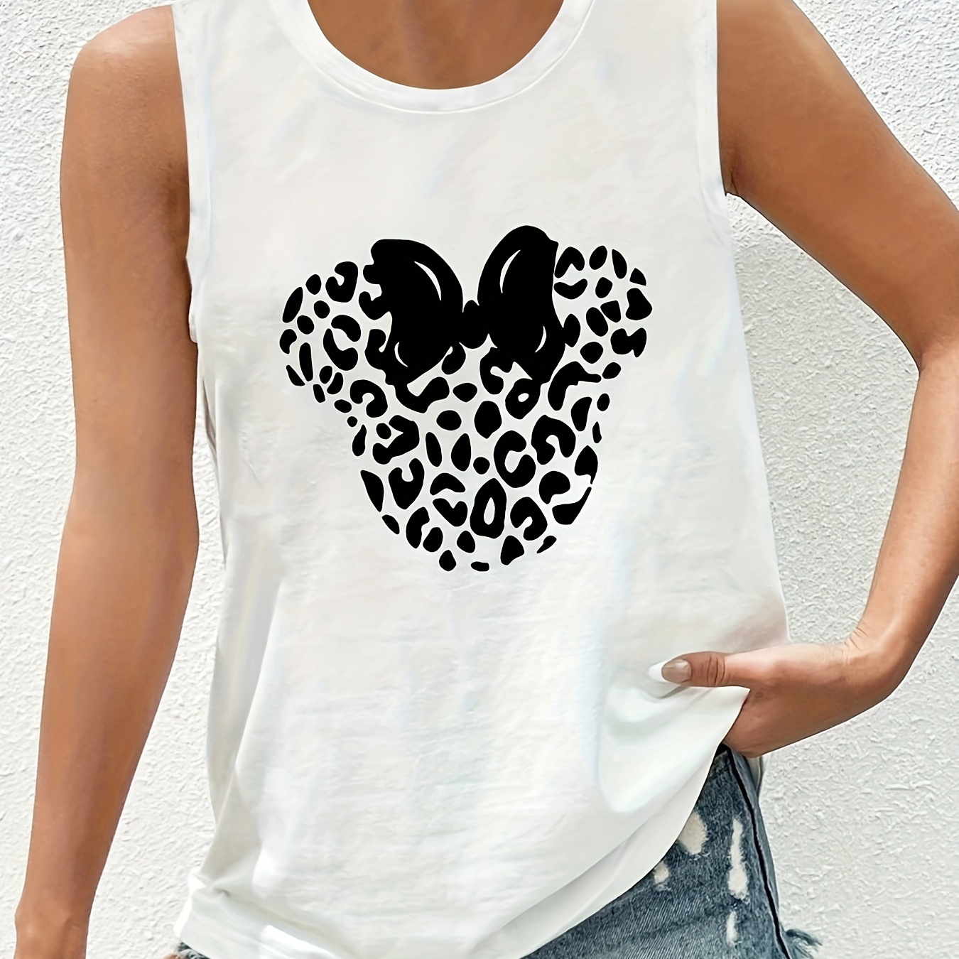 Graphic Print Sports Tank Top, Casual Running Workout Sleeveless T-shirt, Women's Activewear
Graphic Print Sports Tank Top, Casual Running Workout Sleeveless T-shirt, Women's Activewear