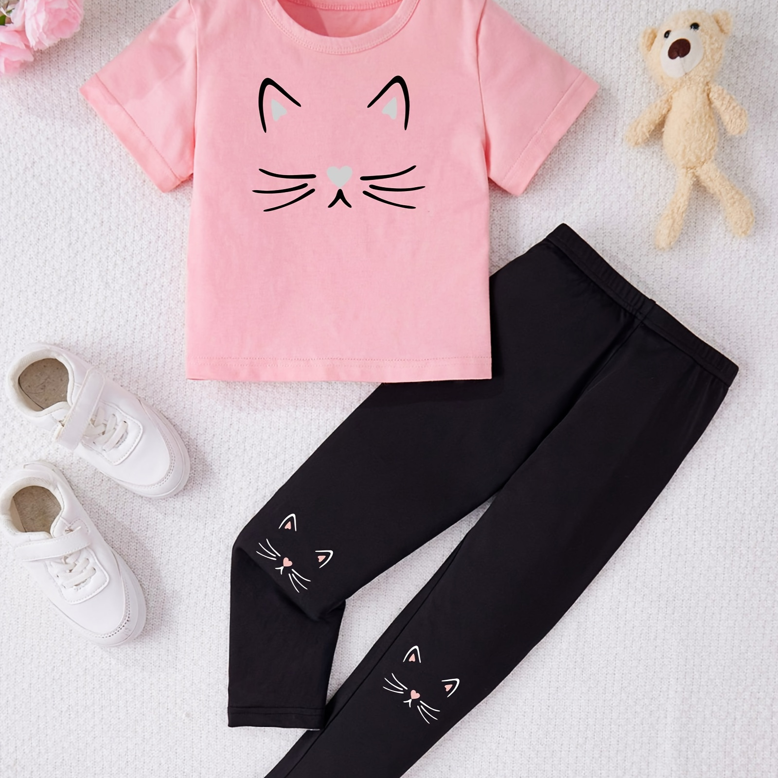 2pcs, Kitty Print Outfits Girls Cute Short Sleeve T-shirt + Pants Set For Summer Outdoor Gift Party
2pcs, Kitty Print Outfits Girls Cute Short Sleeve T-shirt + Pants Set For Summer Outdoor Gift Party