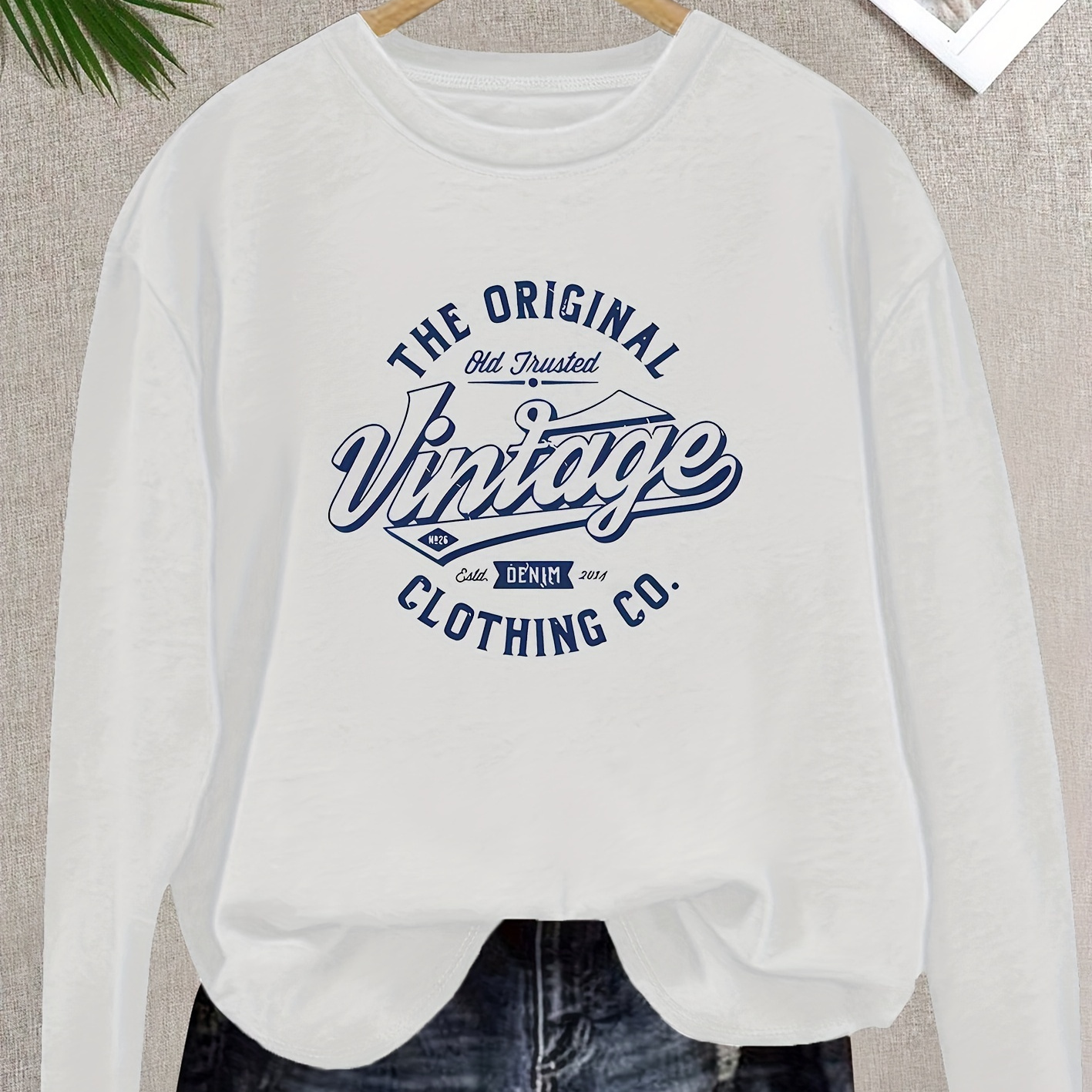Chic Alphabet Print Long Sleeve T-shirt For Women - , Breathable Polyester, Machine Washable - Spring, Summer & Fall
Chic Alphabet Print Long Sleeve T-shirt For Women - , Breathable Polyester, Machine Washable - Spring, Summer & Fall