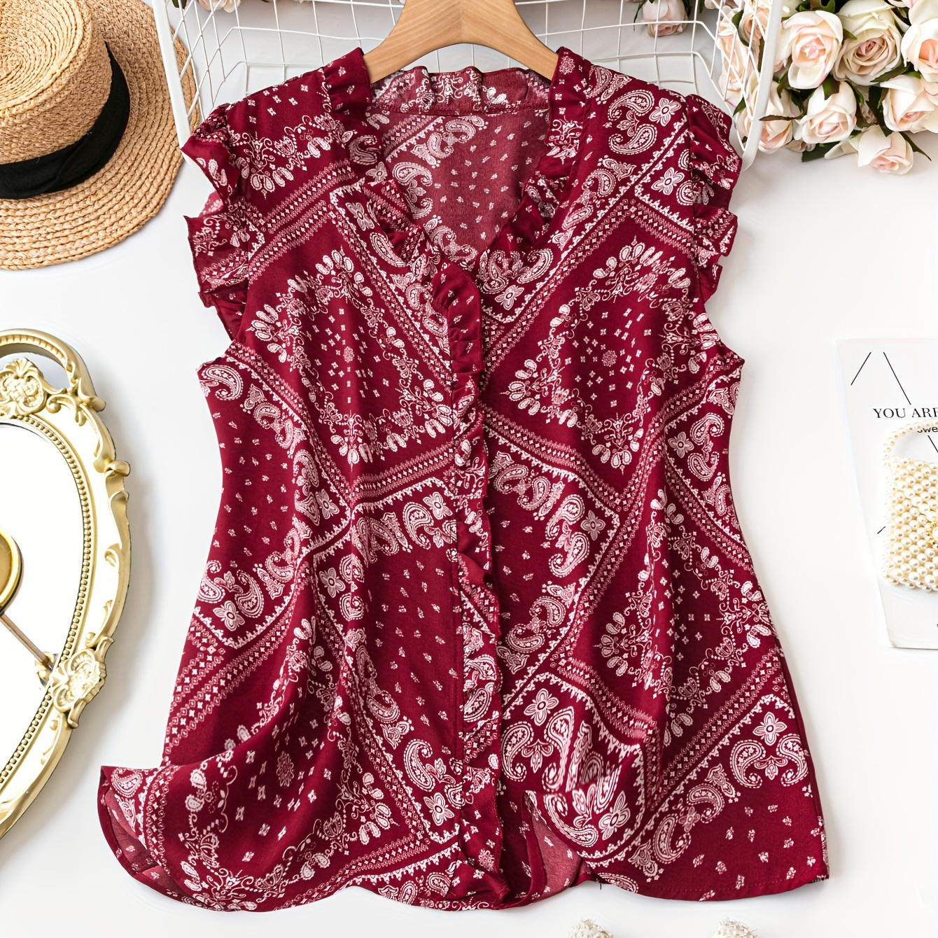 Plus Size Floral Print Blouse, Elegant V Neck Ruffle Sleeve Blouse For Summer, Women's Plus Size clothing
Plus Size Floral Print Blouse, Elegant V Neck Ruffle Sleeve Blouse For Summer, Women's Plus Size clothing