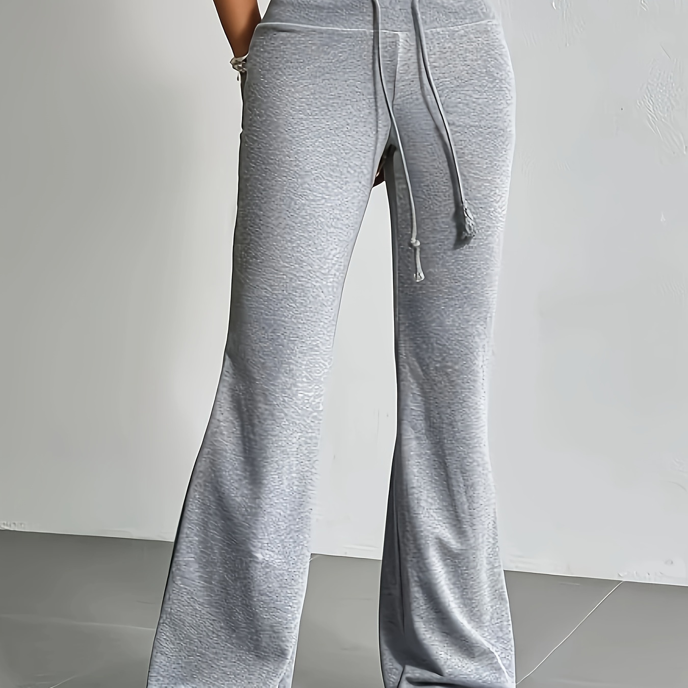 Women's Polyester Spandex Flare Leg Sweatpants, Solid Color, Drawstring Waist, Knit Fabric, , With Waistband For , For Adult Active Pants
Women's Polyester Spandex Flare Leg Sweatpants, Solid Color, Drawstring Waist, Knit Fabric, , With Waistband For , For Adult Active Pants