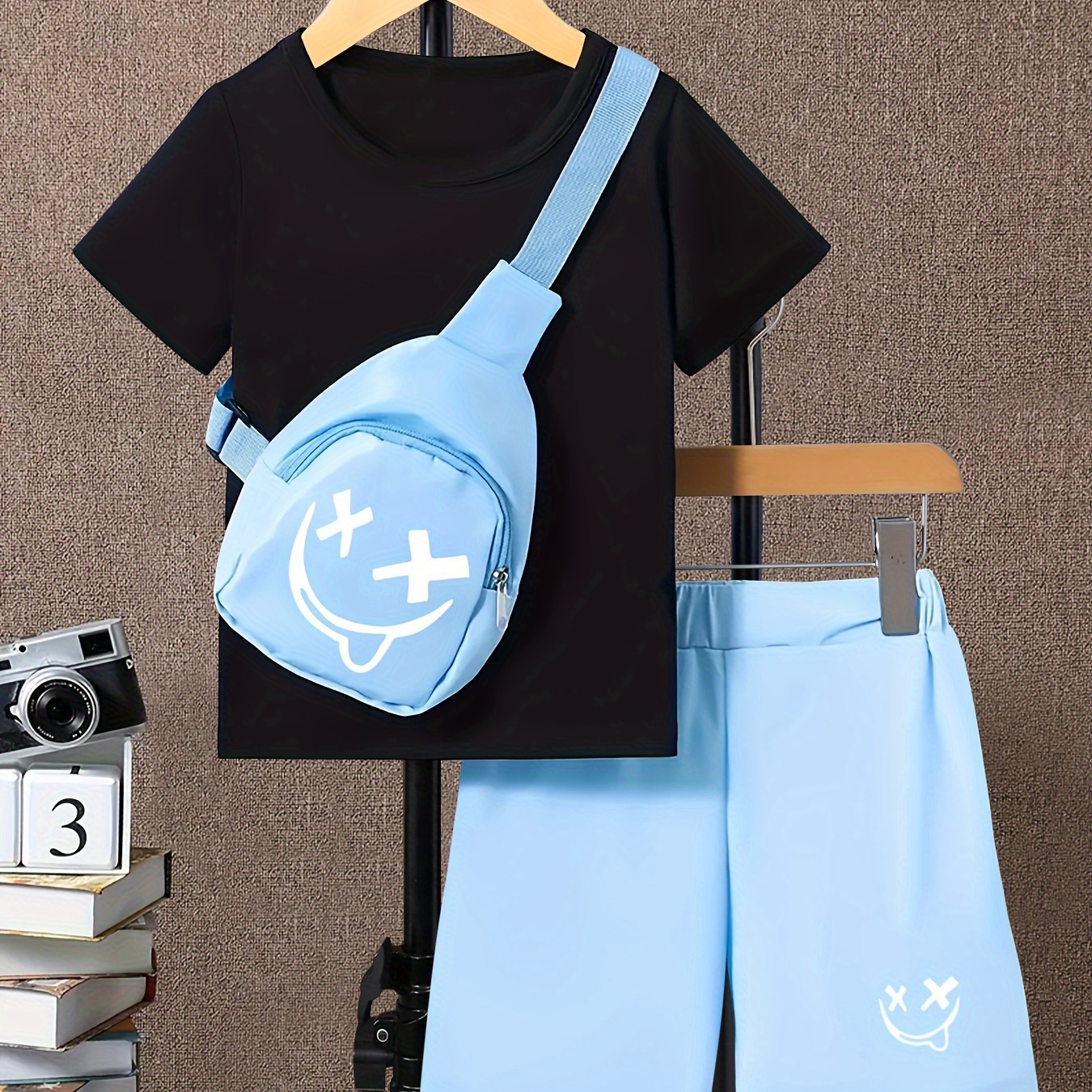 3pcs Boys Casual Cute Smile Face Graphic Print Short Sleeve T-shirt & Shorts & Bag Set, Comfy Summer Kids Clothes
3pcs Boys Casual Cute Smile Face Graphic Print Short Sleeve T-shirt & Shorts & Bag Set, Comfy Summer Kids Clothes