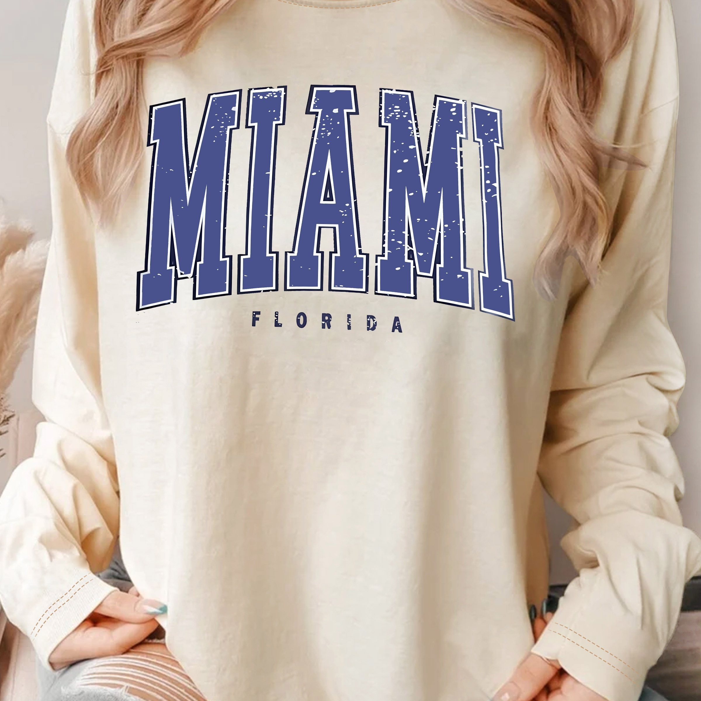 Chic Plus Size Miami Letter Print Long Sleeve T-shirt For Women - Casual, Stretchy Polyester, Machine Washable
Chic Plus Size Miami Letter Print Long Sleeve T-shirt For Women - Casual, Stretchy Polyester, Machine Washable