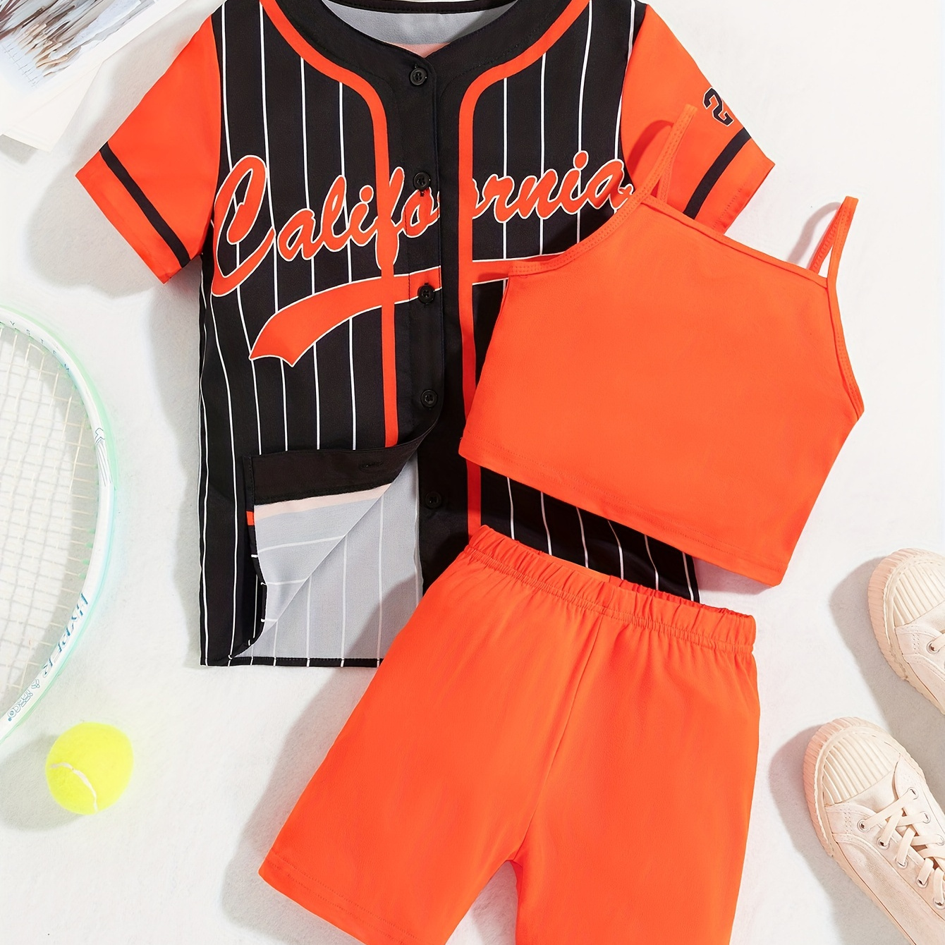 2-piece Baseball Girl's Letter Striped Short Sleeve Shirt + Solid Sling Top + Shorts Set Holiday Sports Outdoor Summer Gift
2-piece Baseball Girl's Letter Striped Short Sleeve Shirt + Solid Sling Top + Shorts Set Holiday Sports Outdoor Summer Gift
