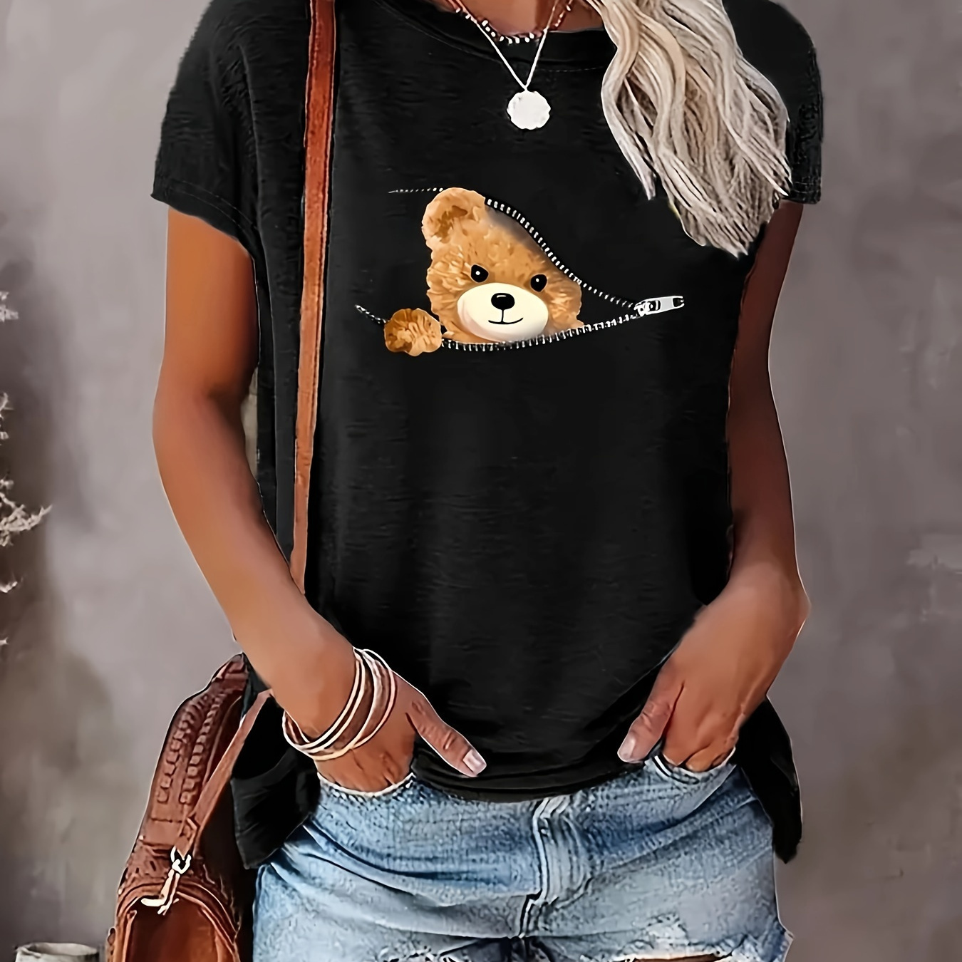 Bear Print Crew Neck T-shirt, Casual Short Sleeve T-shirt For Spring & Summer, Women's Clothing
Bear Print Crew Neck T-shirt, Casual Short Sleeve T-shirt For Spring & Summer, Women's Clothing