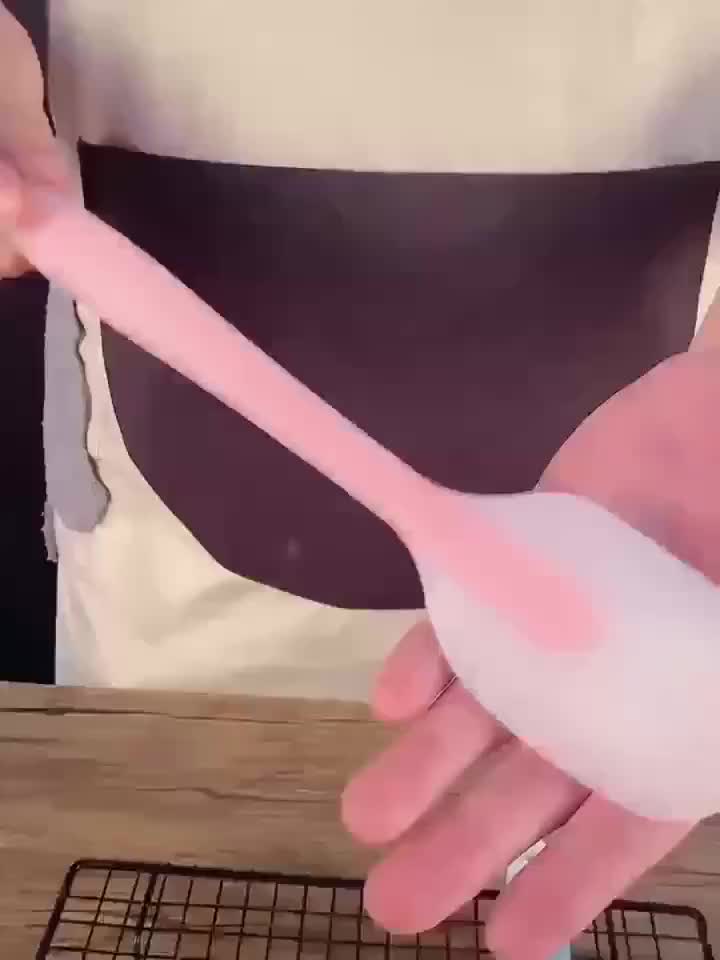 Seamless Silicone Spatula, Soft Non-Stick Baking Tool