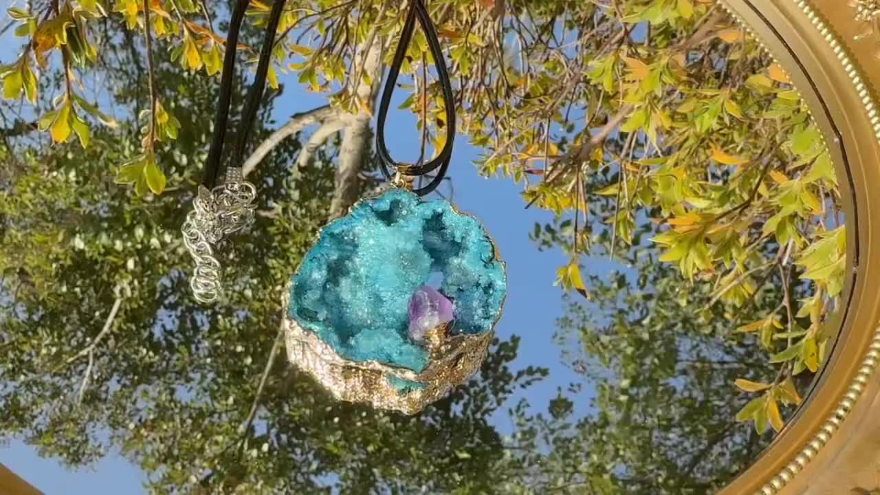 Women's Blue Natural Stone Pendant Necklace, Rock Quartz
