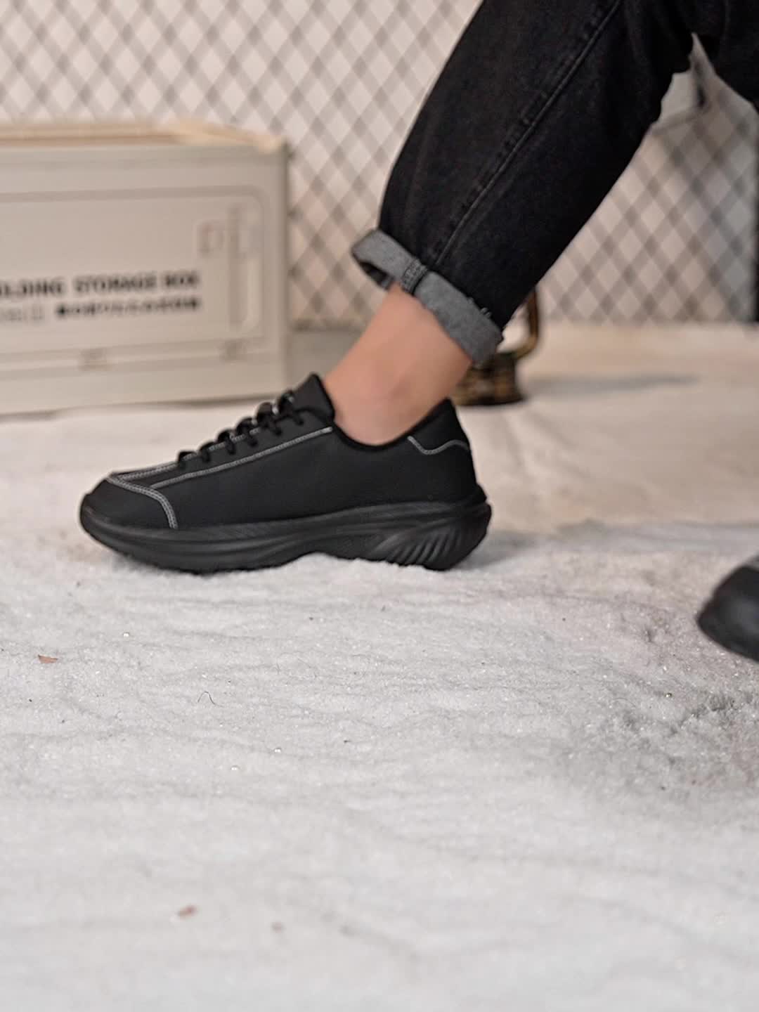 Men's Thickened Wide Toe Casual Shoes for Winter