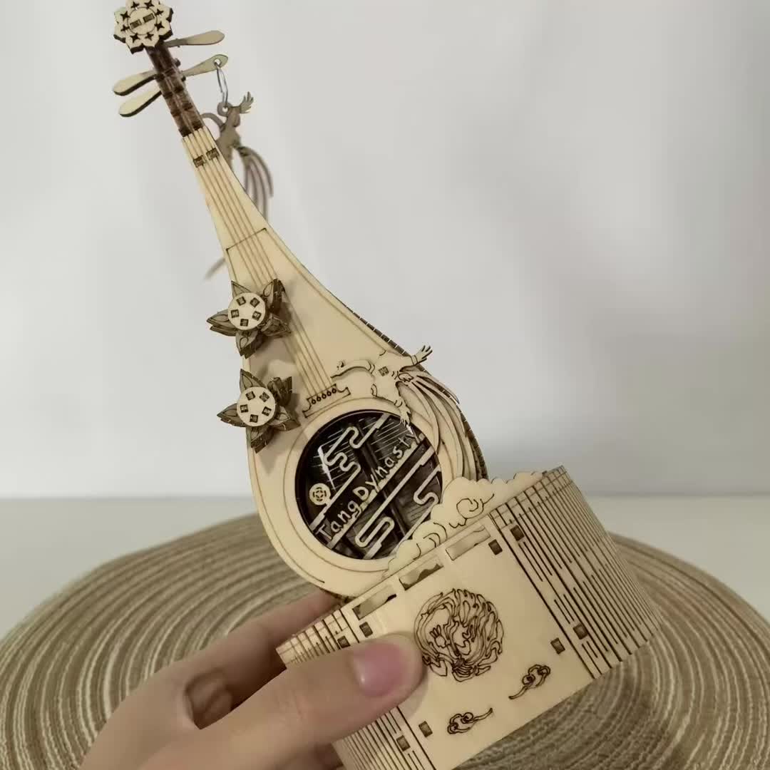 Wooden Pipa Music Box 3D Puzzle, Rotating Ornament