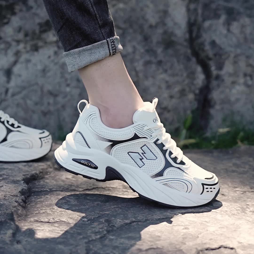 Women's Korean Retro Thick-Soled Low-Top Casual Sneakers