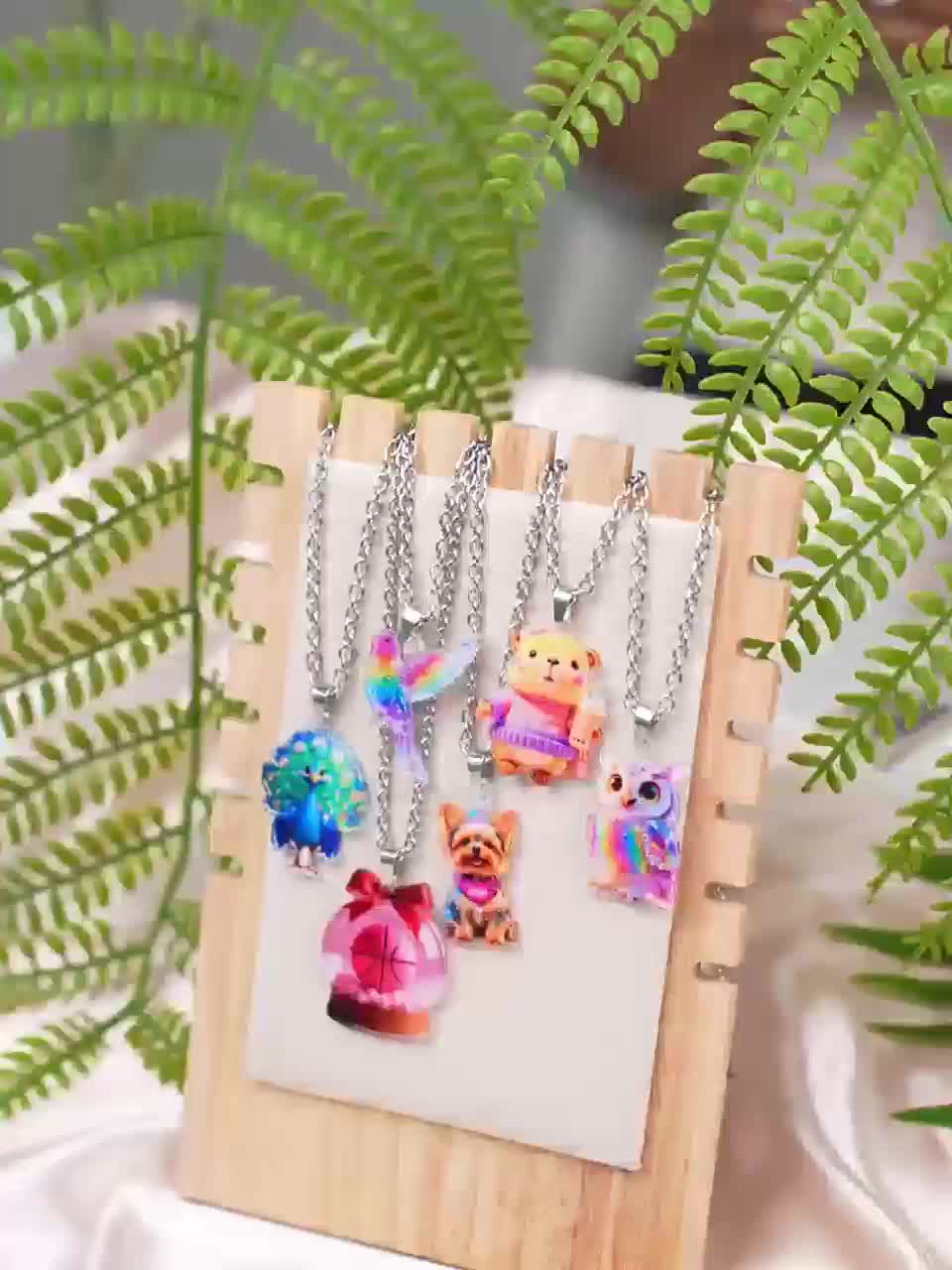 Women's Cute Bear Acrylic Pendant Necklace, Gift for Her