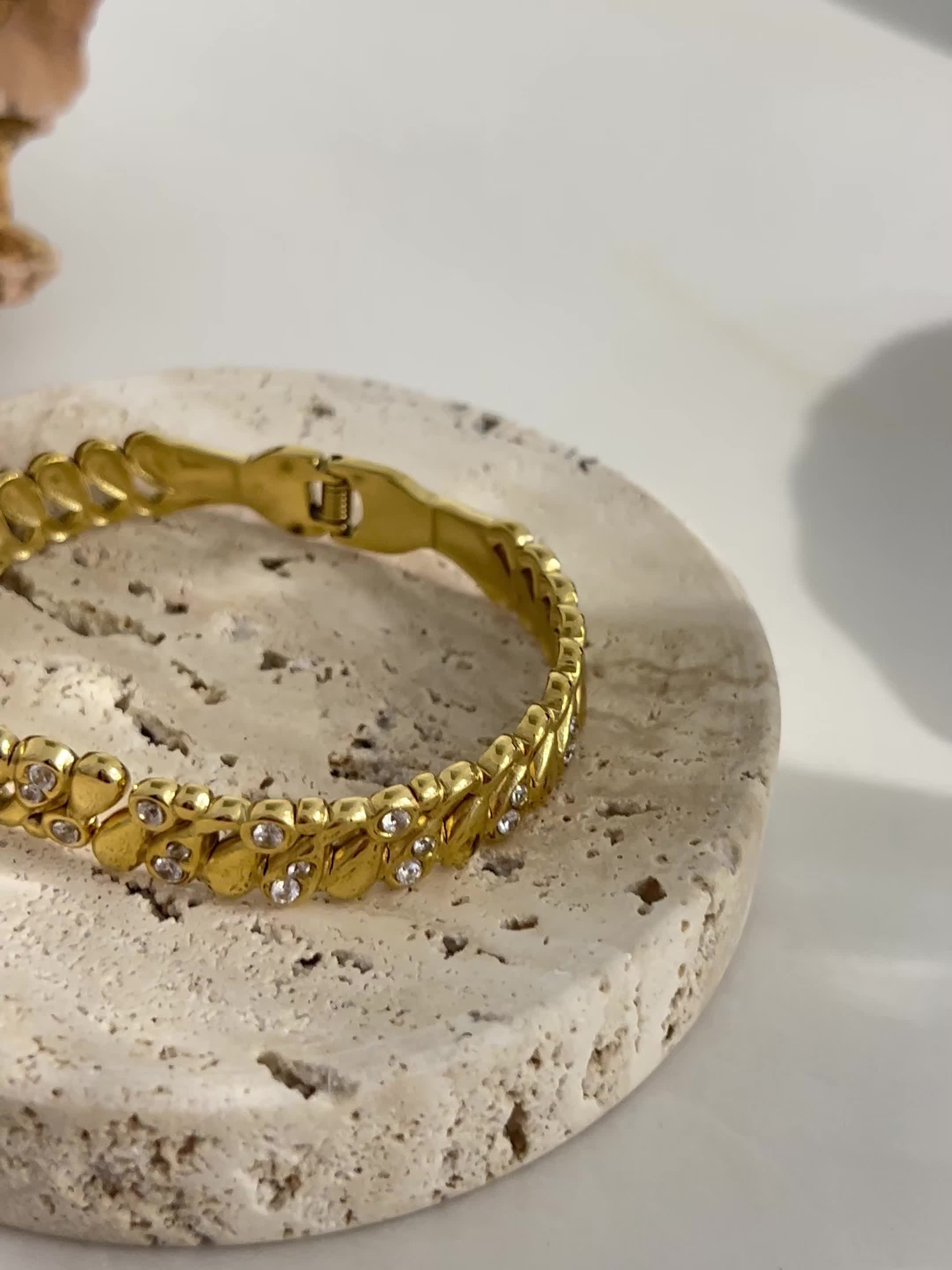 Unique Teardrop-Shaped Wave-Inlaid Stainless Steel Bangle