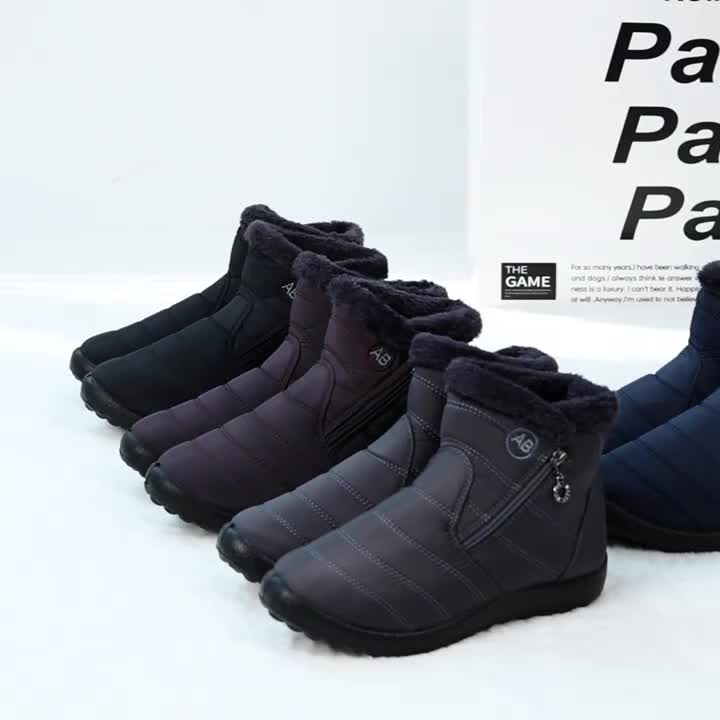 Unisex Wide-Fit Fleece-Lined Snow Boots